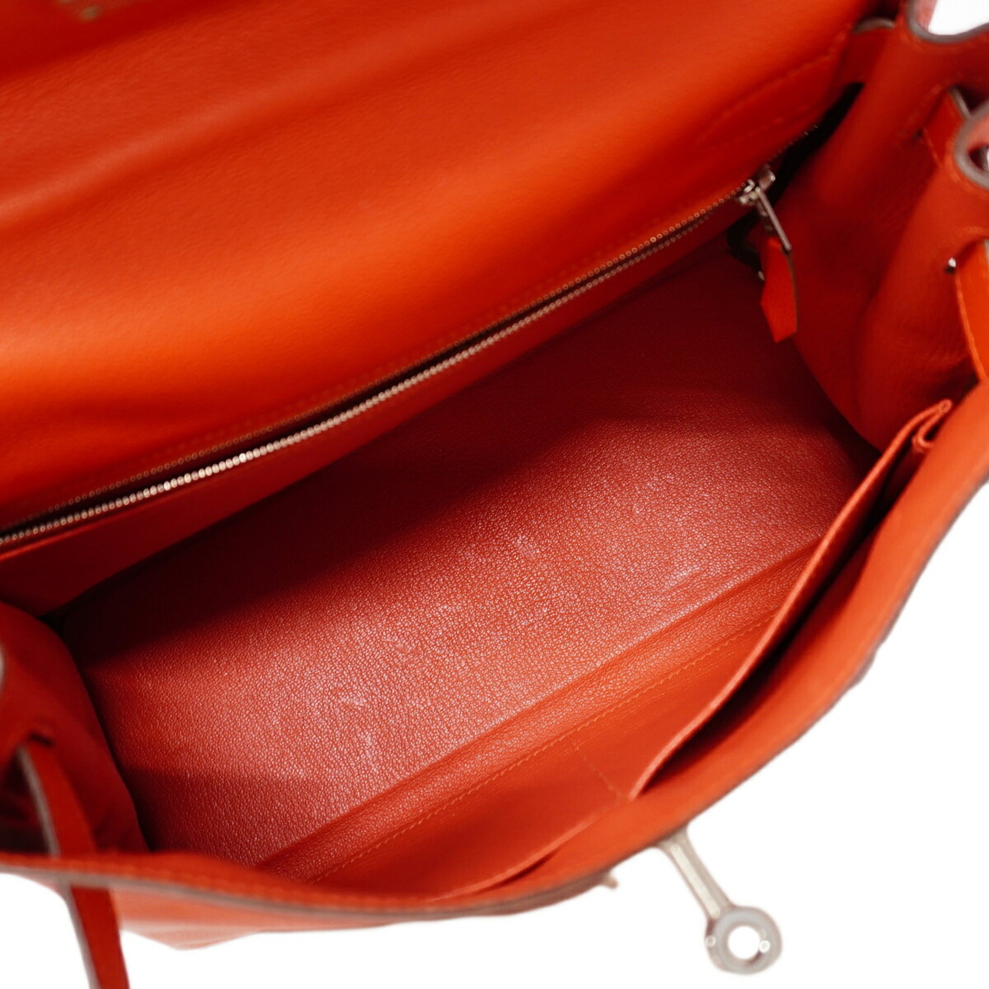 Hermes Red Color Handbag (Pre-Owned)