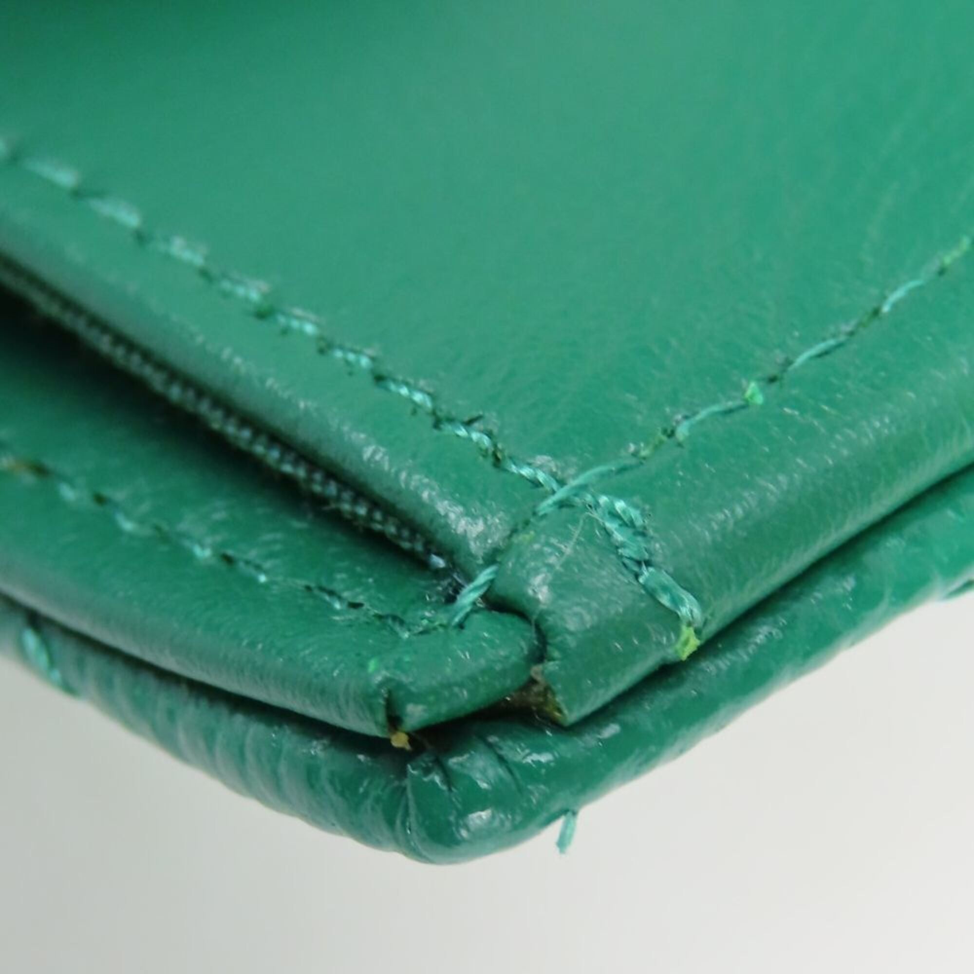 Chanel Green Grained Calfskin Wallet (Tri-Fold) (Pre-Owned)