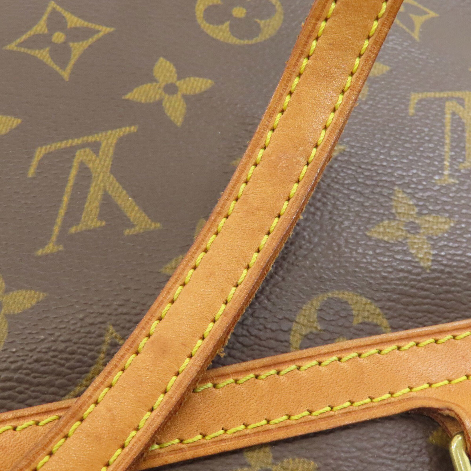 Louis Vuitton Brown Monogram Monogram Canvas Handbag (Pre-Owned)