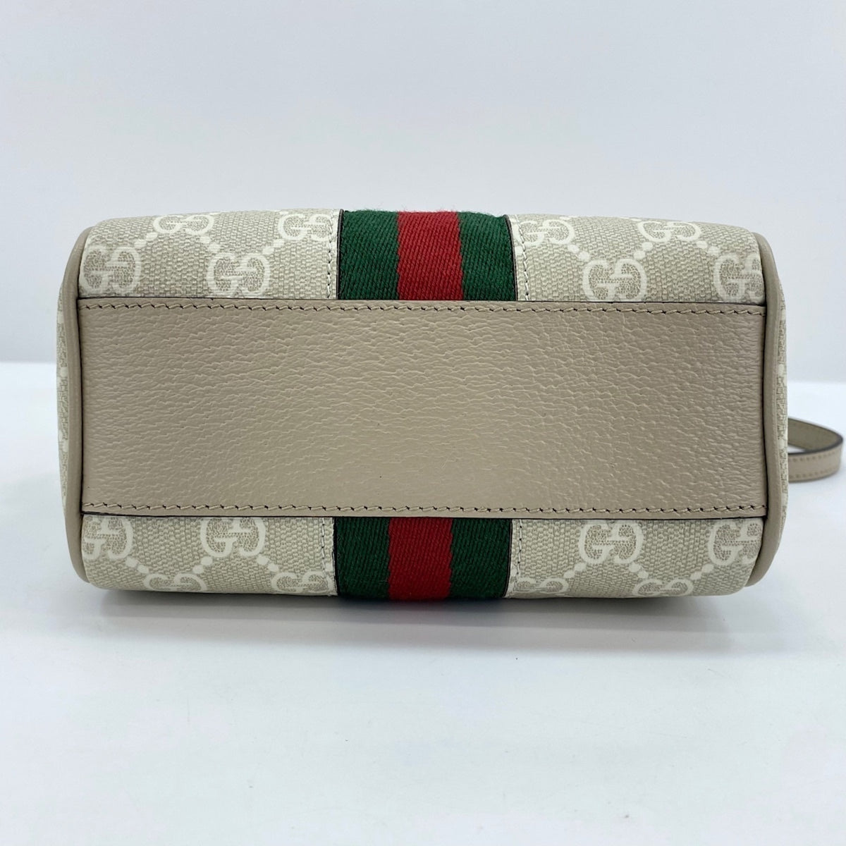 Gucci Sherry Line Beige Handbag (Pre-Owned)
