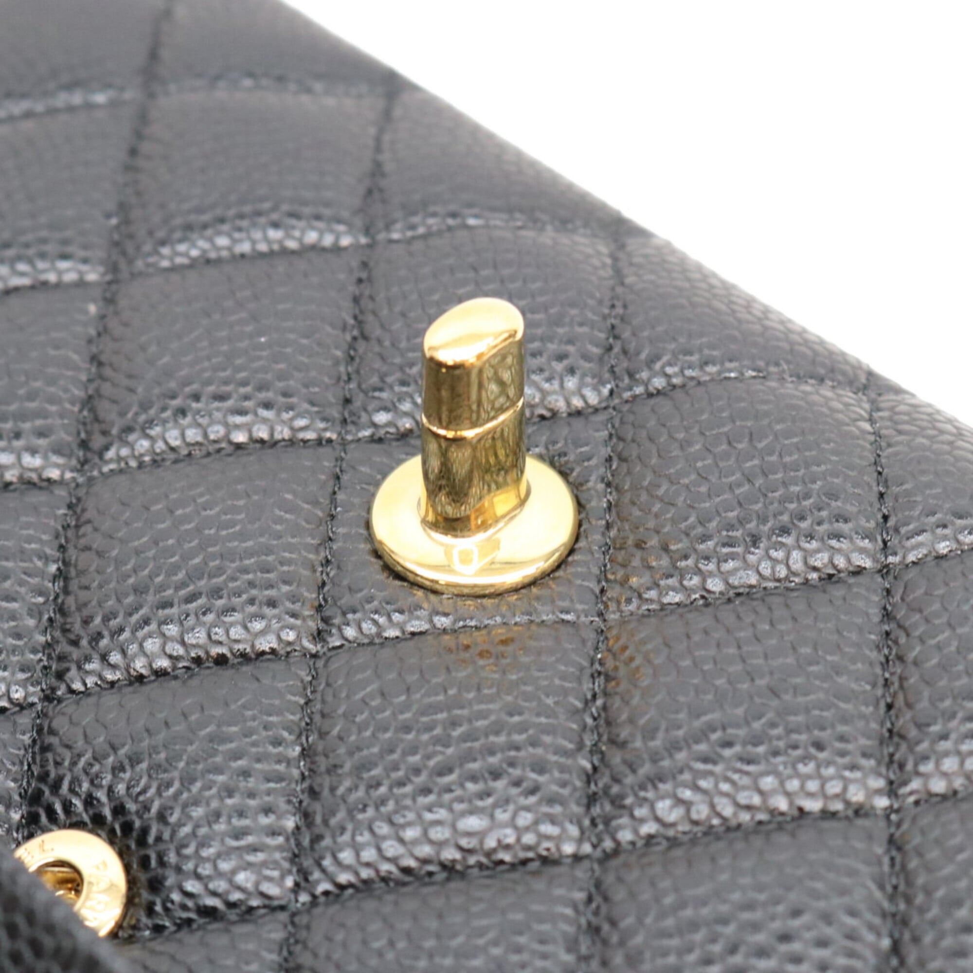 Chanel Black Grained Calfskin Shoulder Bag (Pre-Owned)