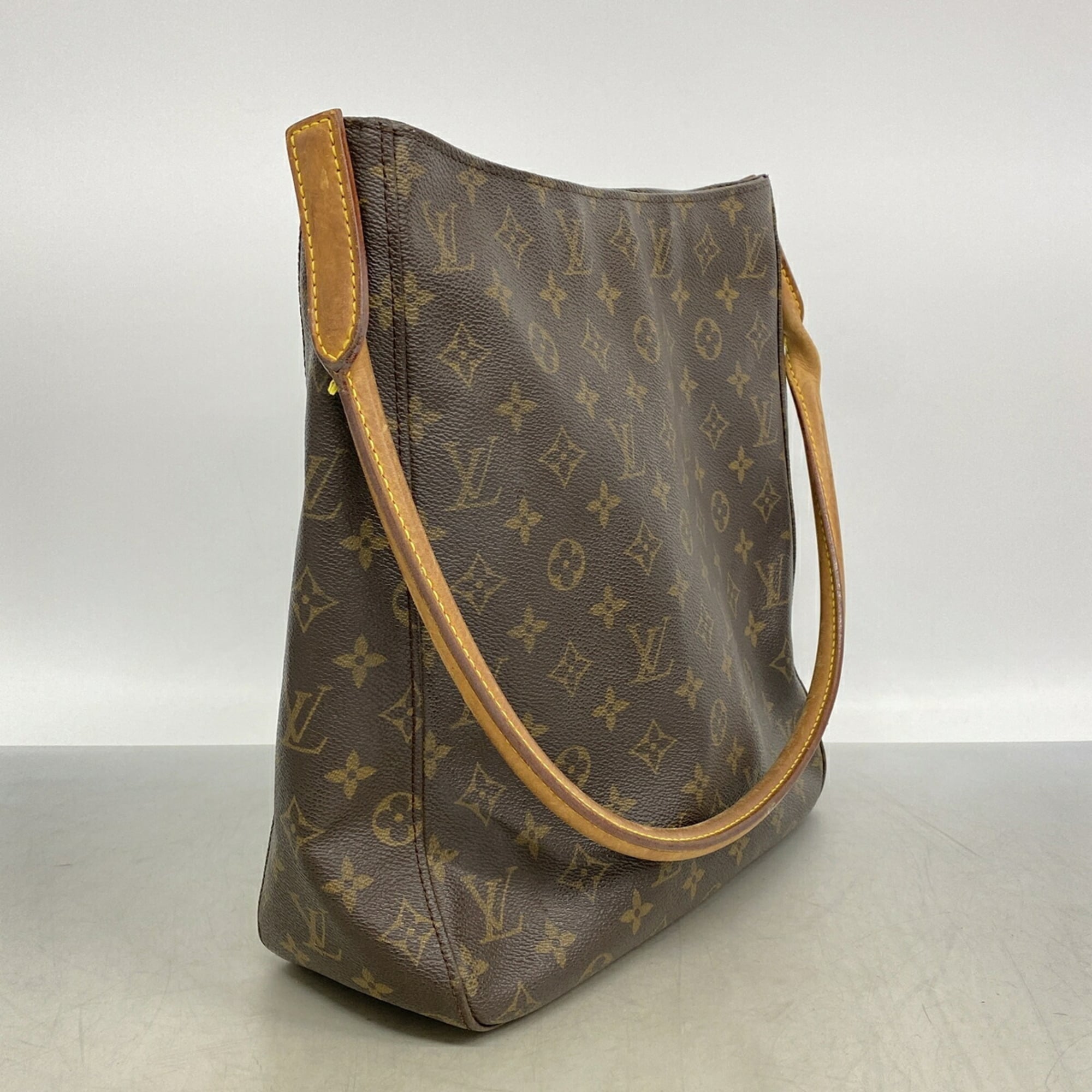 Louis Vuitton Brown Shoulder Bag (Pre-Owned)