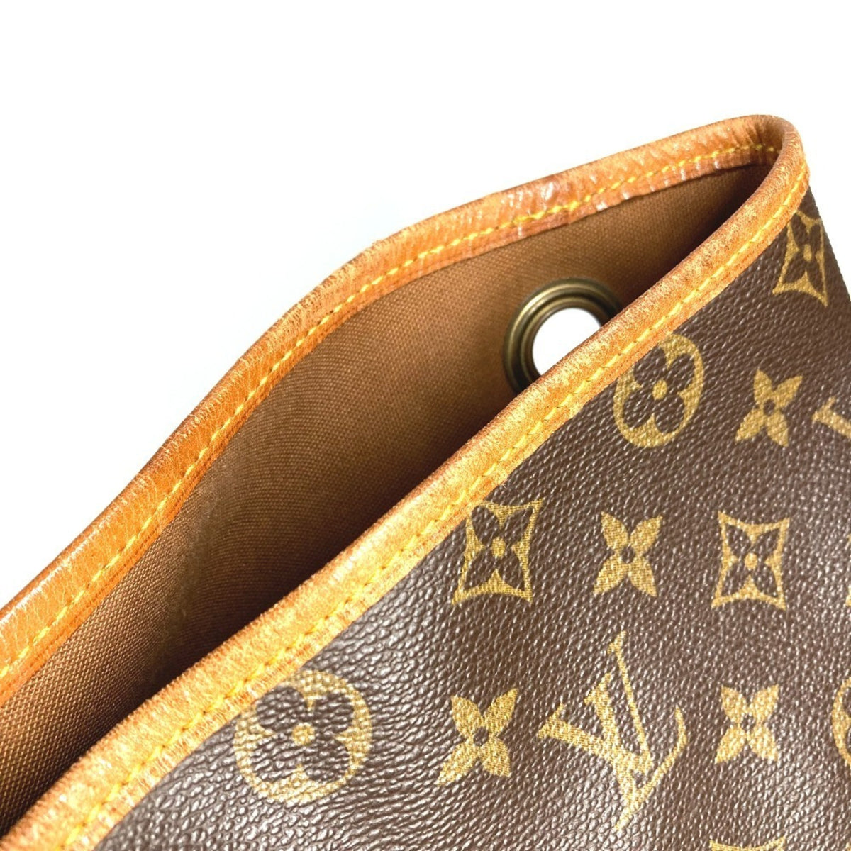 Louis Vuitton Monogram Brown Monogram Shoulder Bag (Pre-Owned)