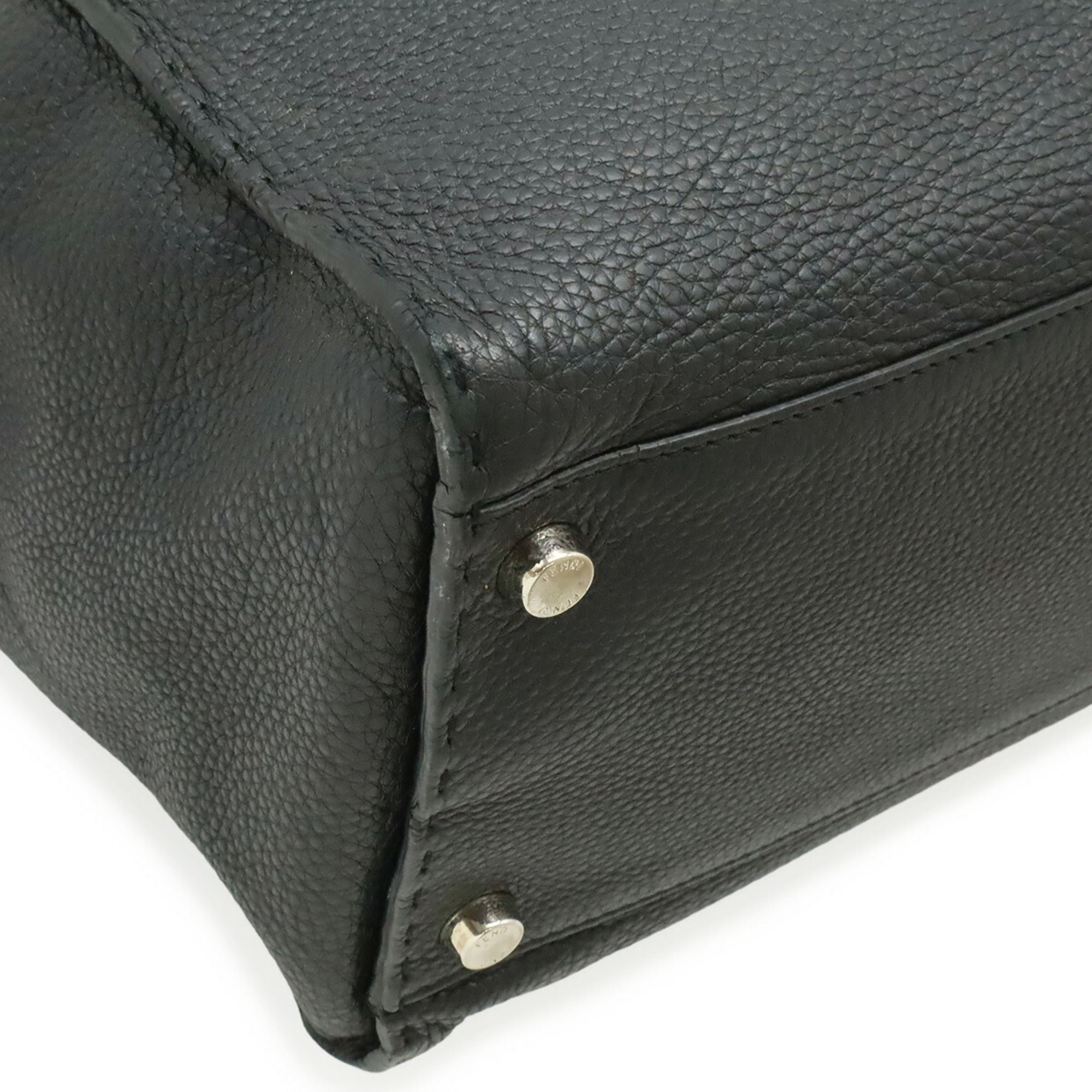 Fendi Black Leather Shoulder Bag Tote Bag (Pre-Owned)