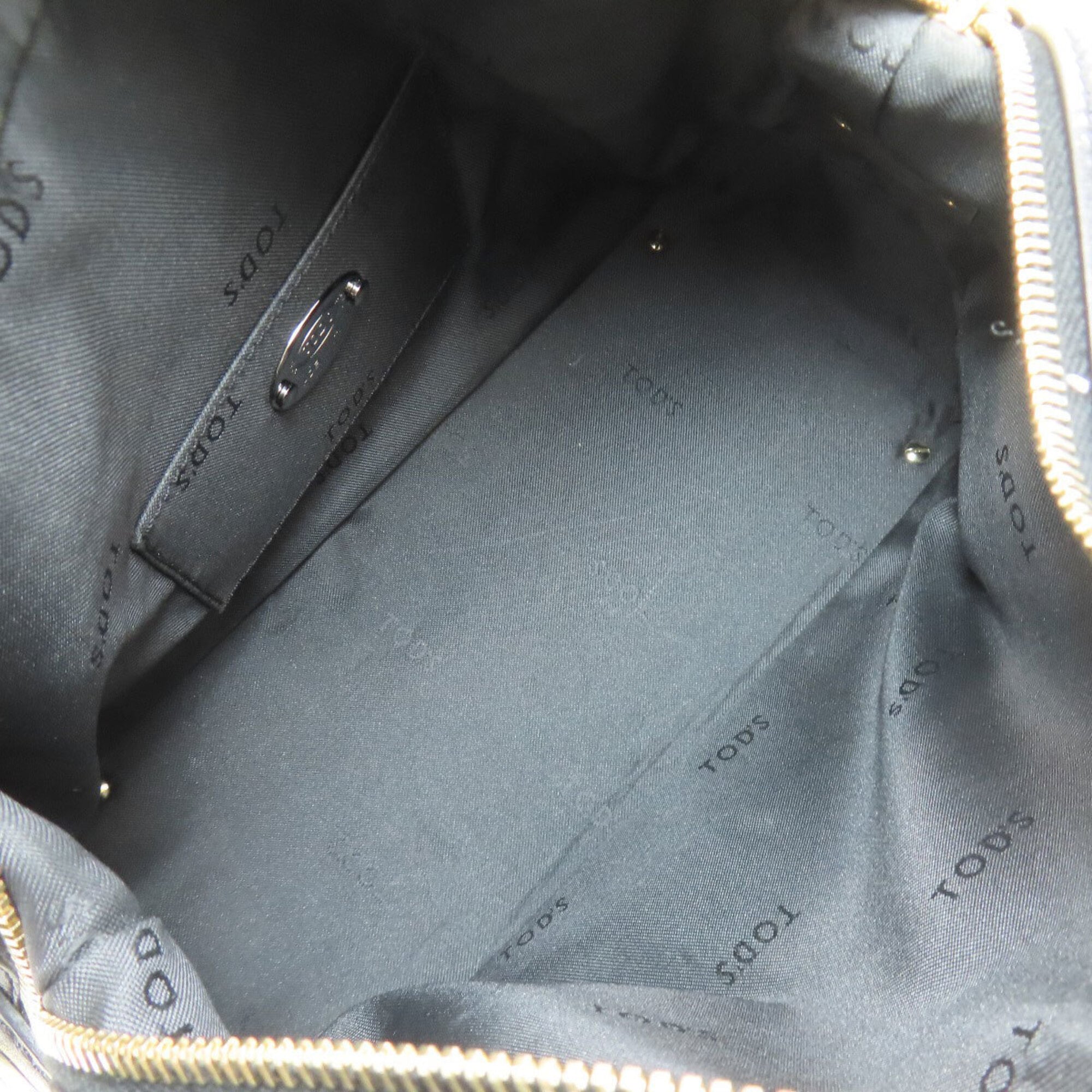 Tod's Black Leather Handbag (Pre-Owned)