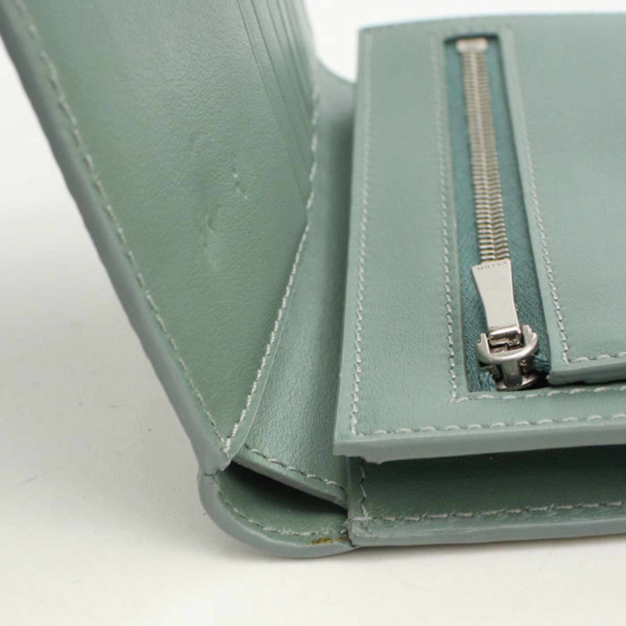 Celine Green Leather Middle Wallet (Bi-Fold) (Pre-Owned)