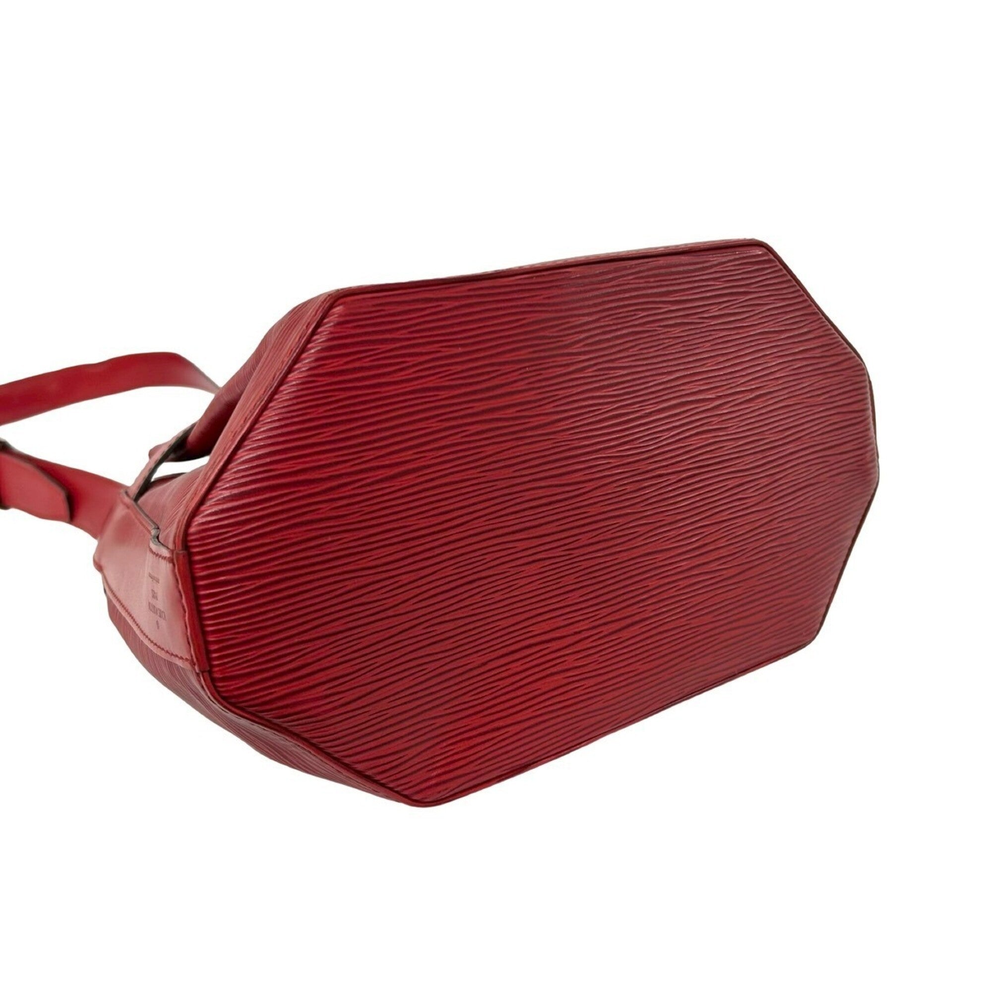 Louis Vuitton Red Color Leather Shoulder Bag (Pre-Owned)