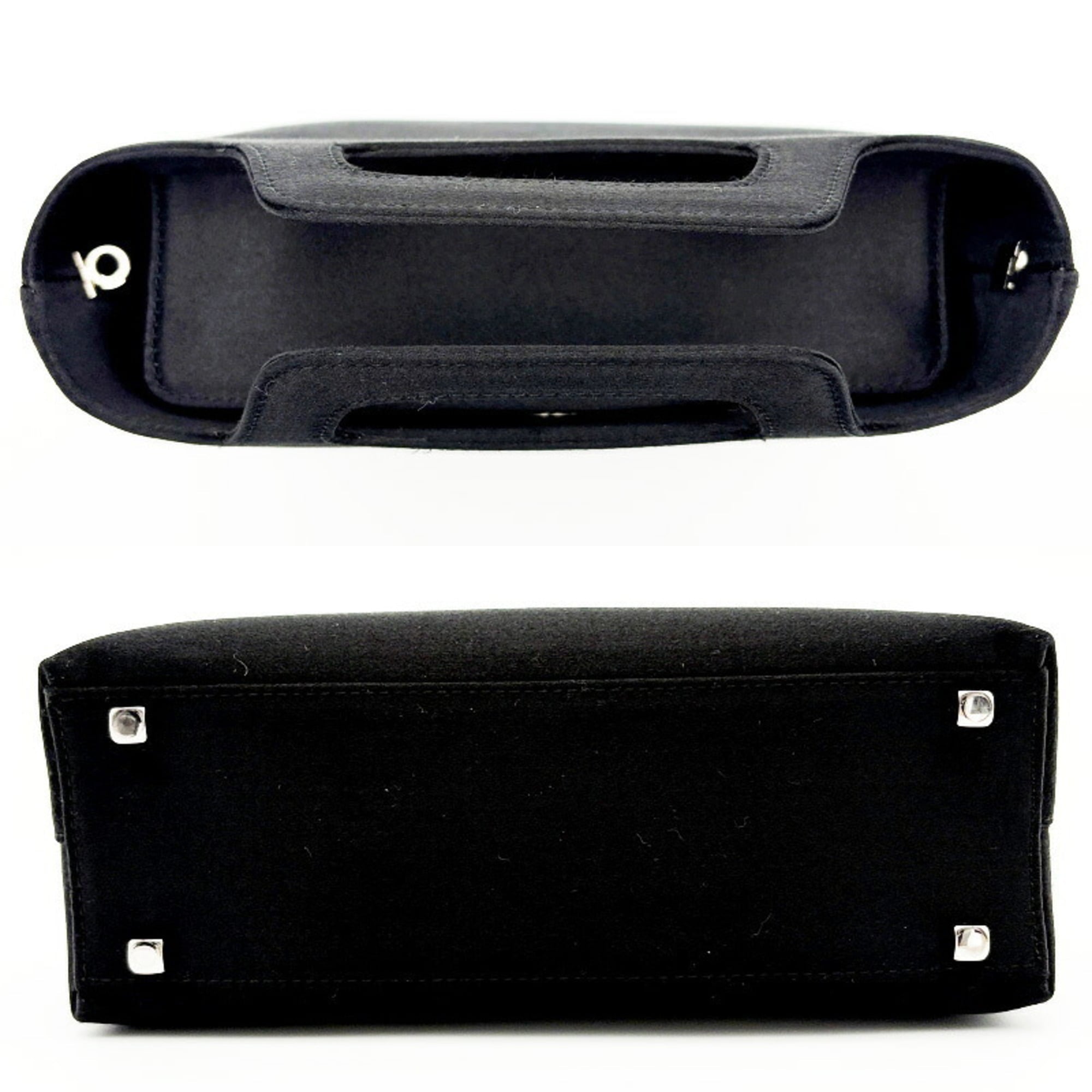 Salvatore Ferragamo Black Satin Shoulder Bag (Pre-Owned)