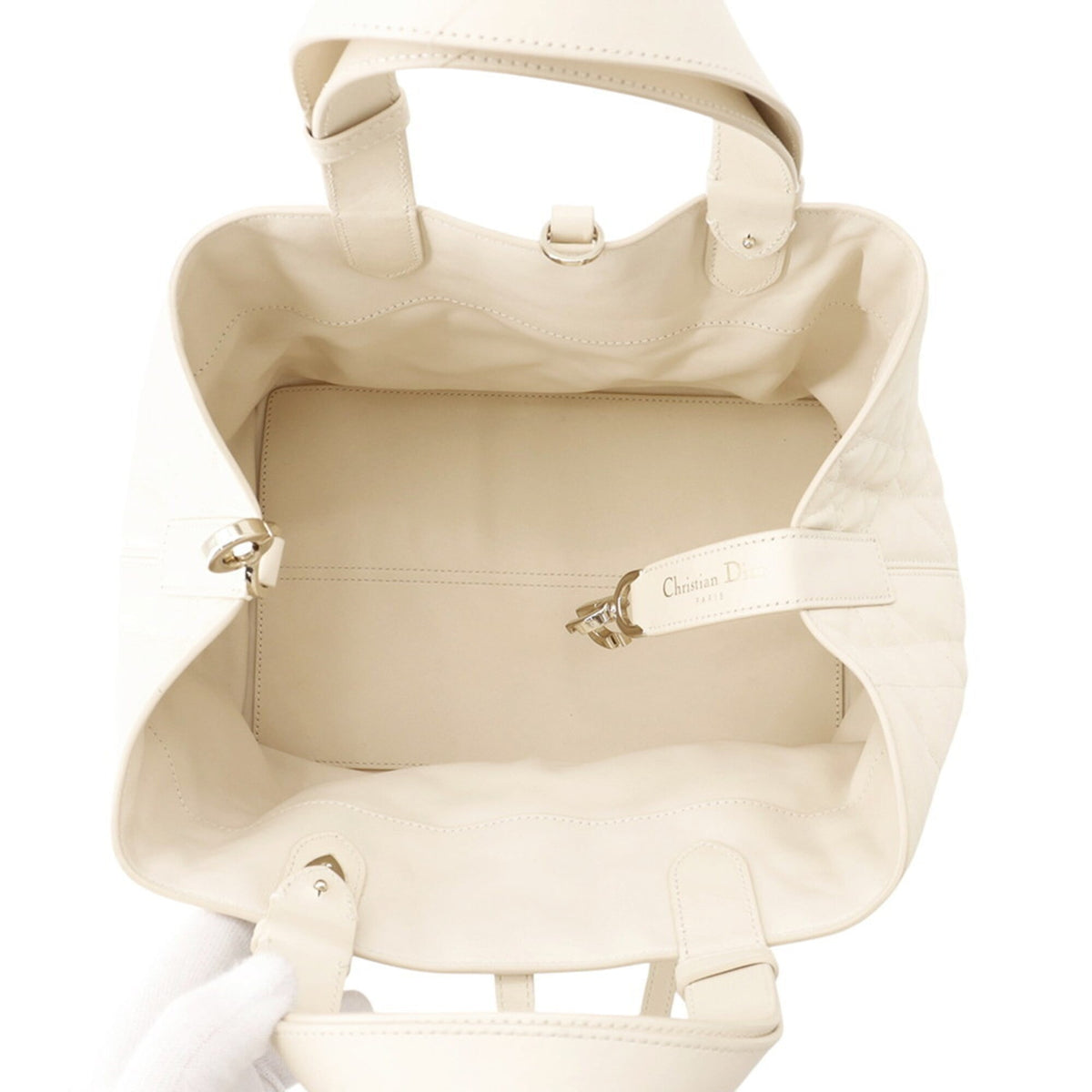 Christian Dior Ivory Leather Handbag (Pre-Owned)