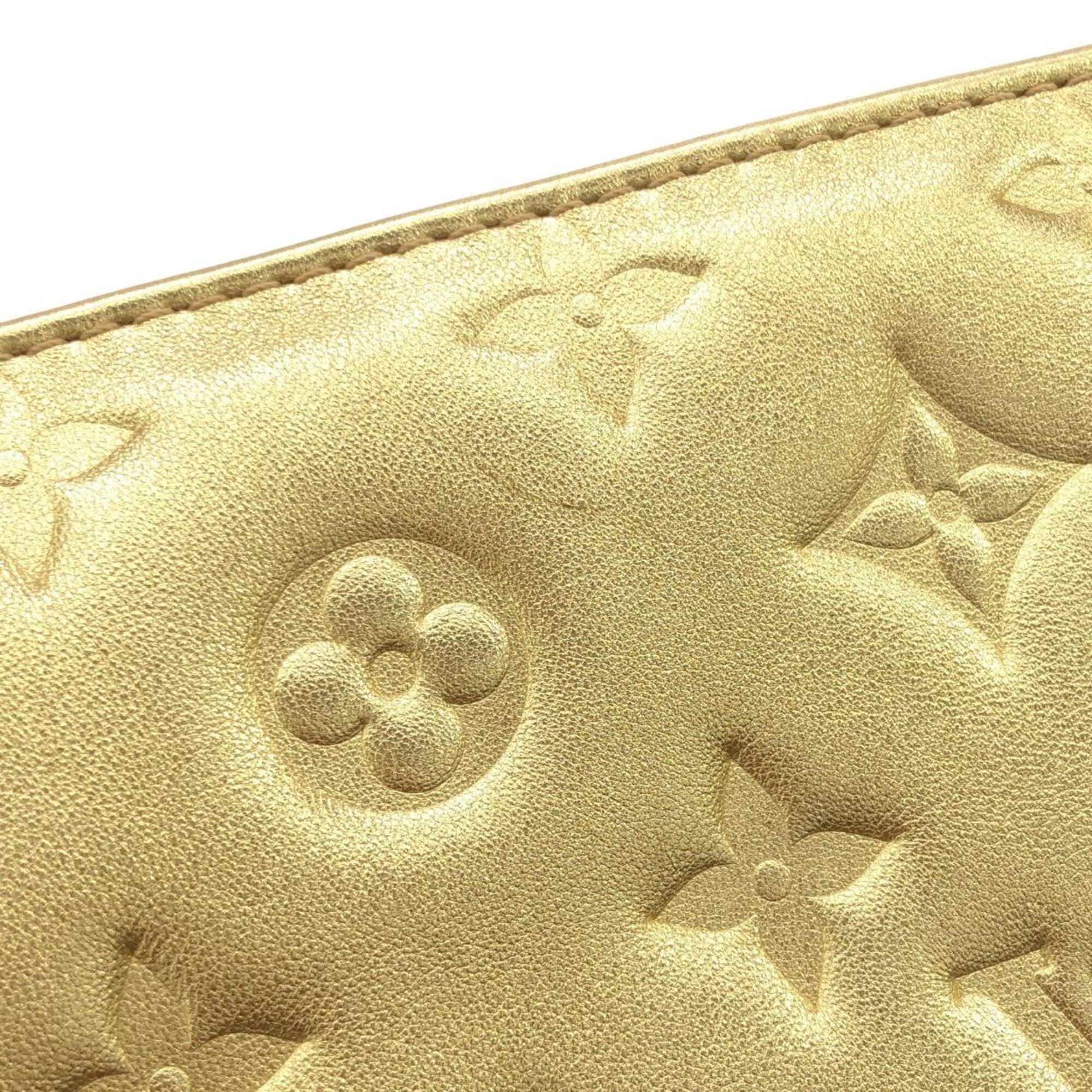 Louis Vuitton Gold Leather Shoulder Bag (Pre-Owned)