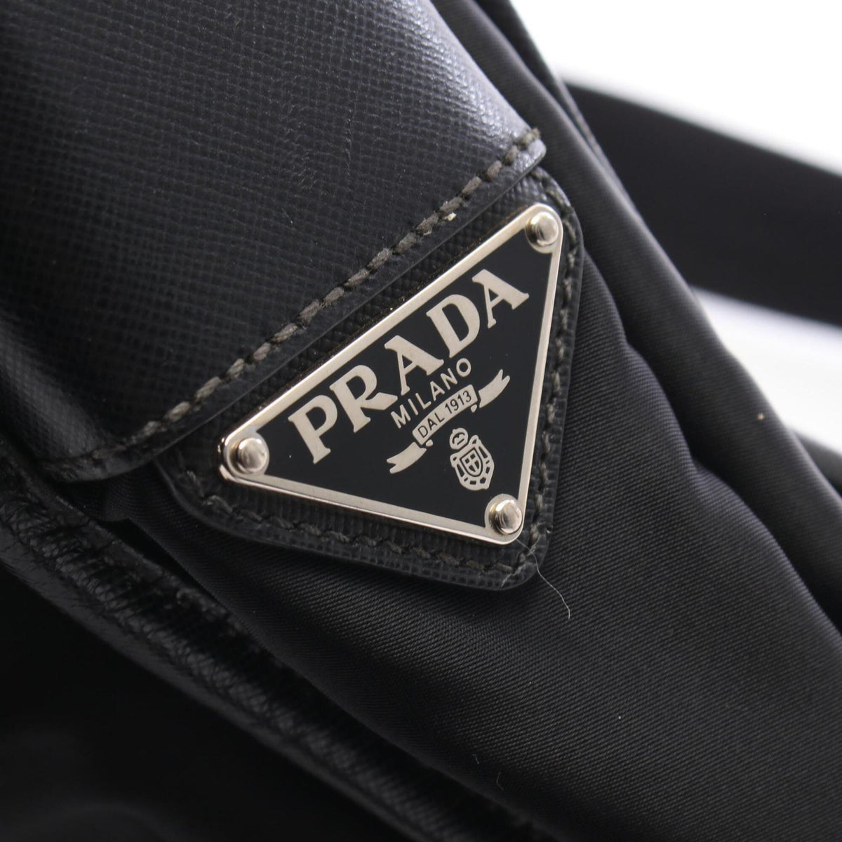Prada Black Nylon Leather Messenger Bag Shoulder Bag (Pre-Owned)