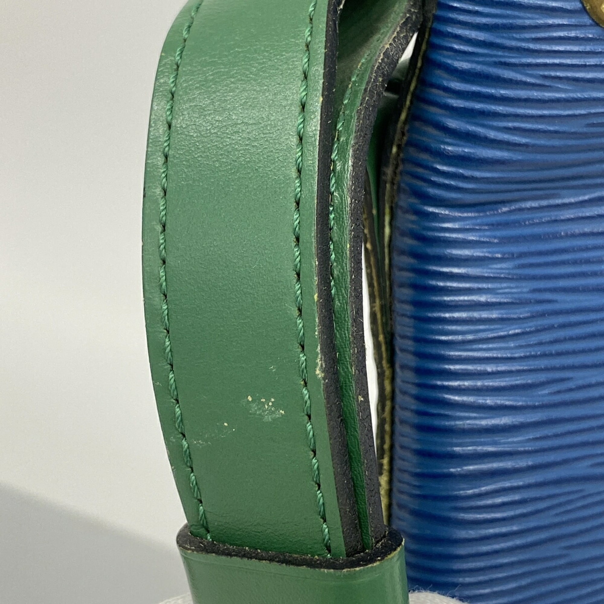 Louis Vuitton Borneo Green Toledo Blue Shoulder Bag (Pre-Owned)