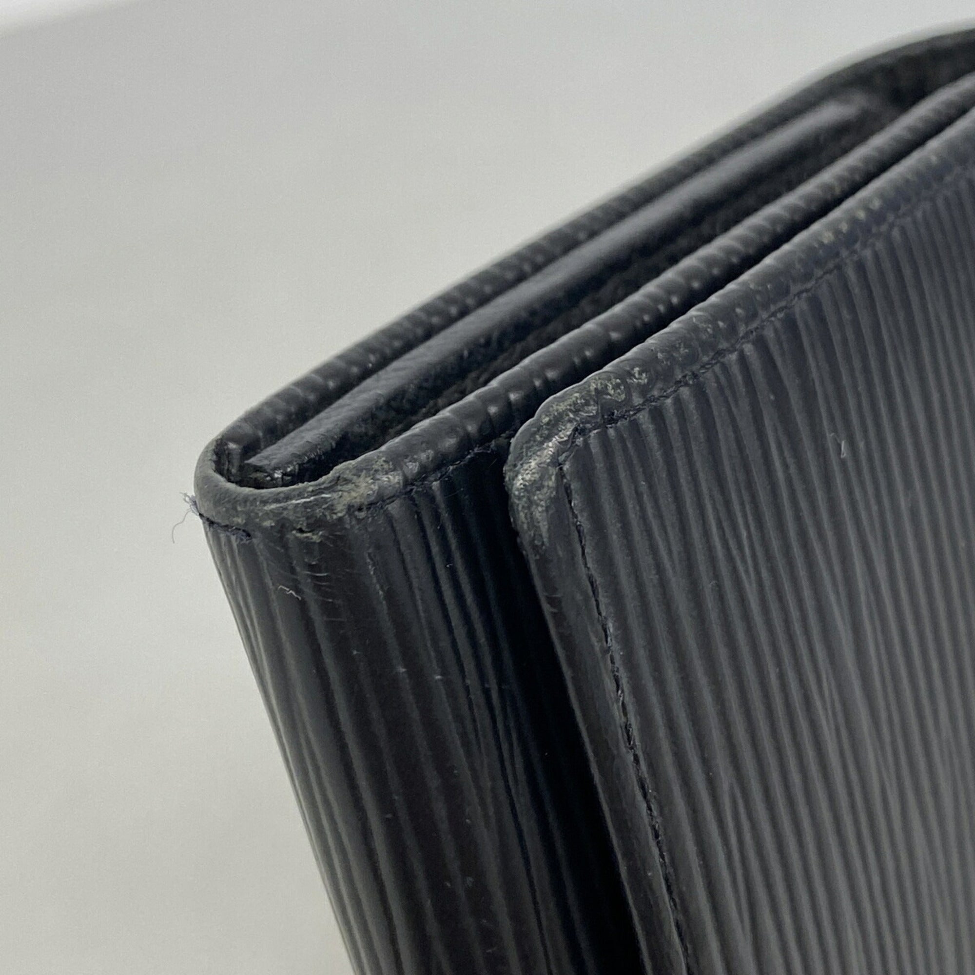 Louis Vuitton Noir Wallet (Bi-Fold) (Pre-Owned)