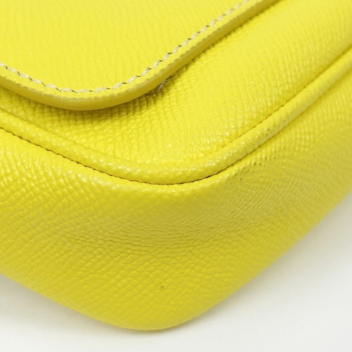 Burberry Yellow Leather (Pre-Owned)