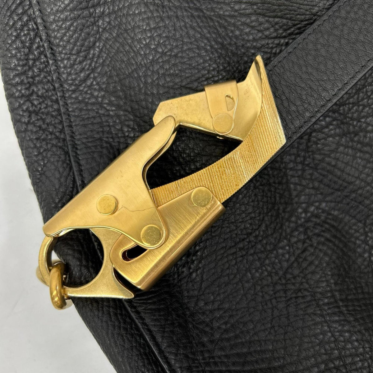 Burberry Black Leather Shoulder Bag (Pre-Owned)