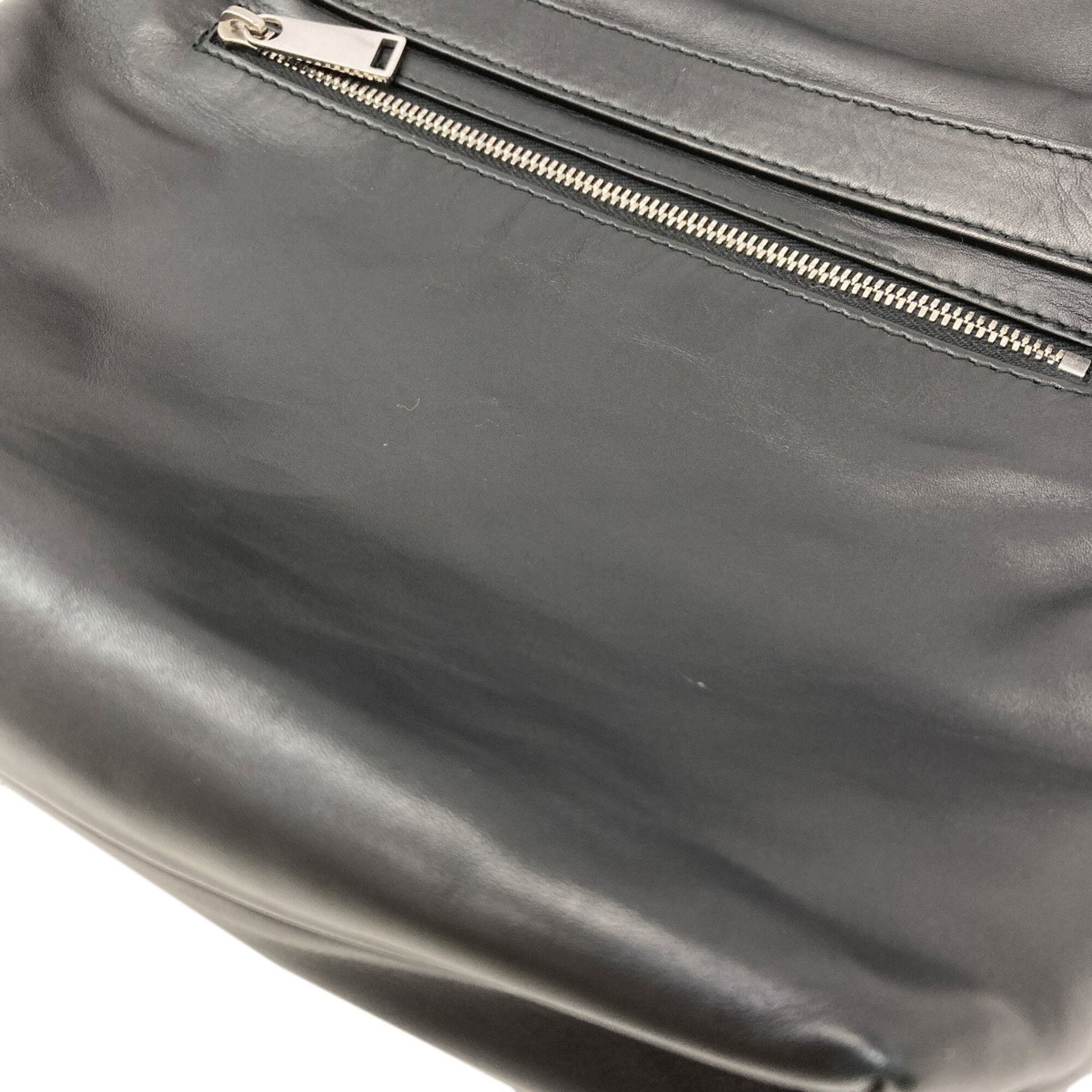 Bottega Veneta Black Leather Shoulder Bag (Pre-Owned)