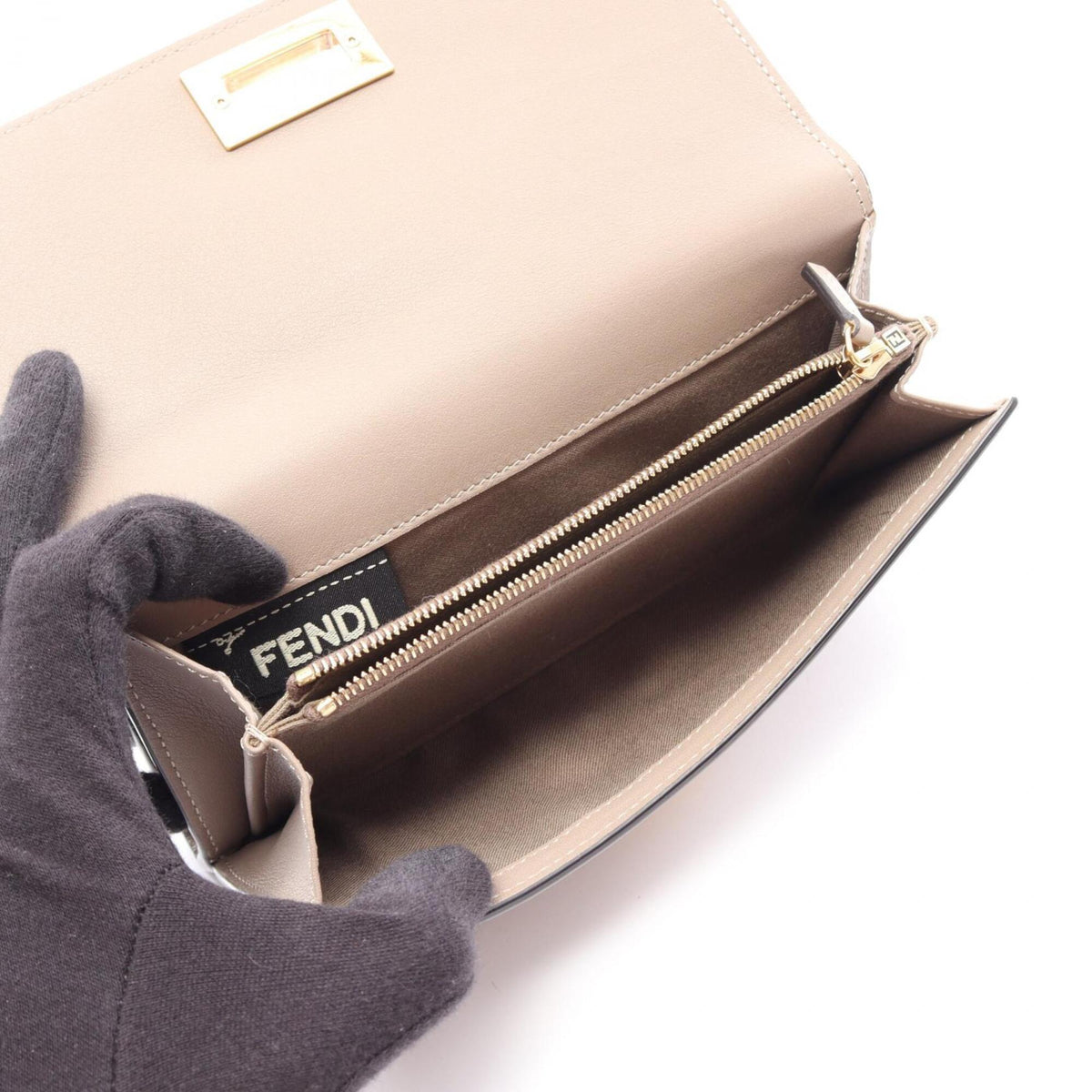 Fendi Beige Leather Long Wallet (Bi-Fold) (Pre-Owned)