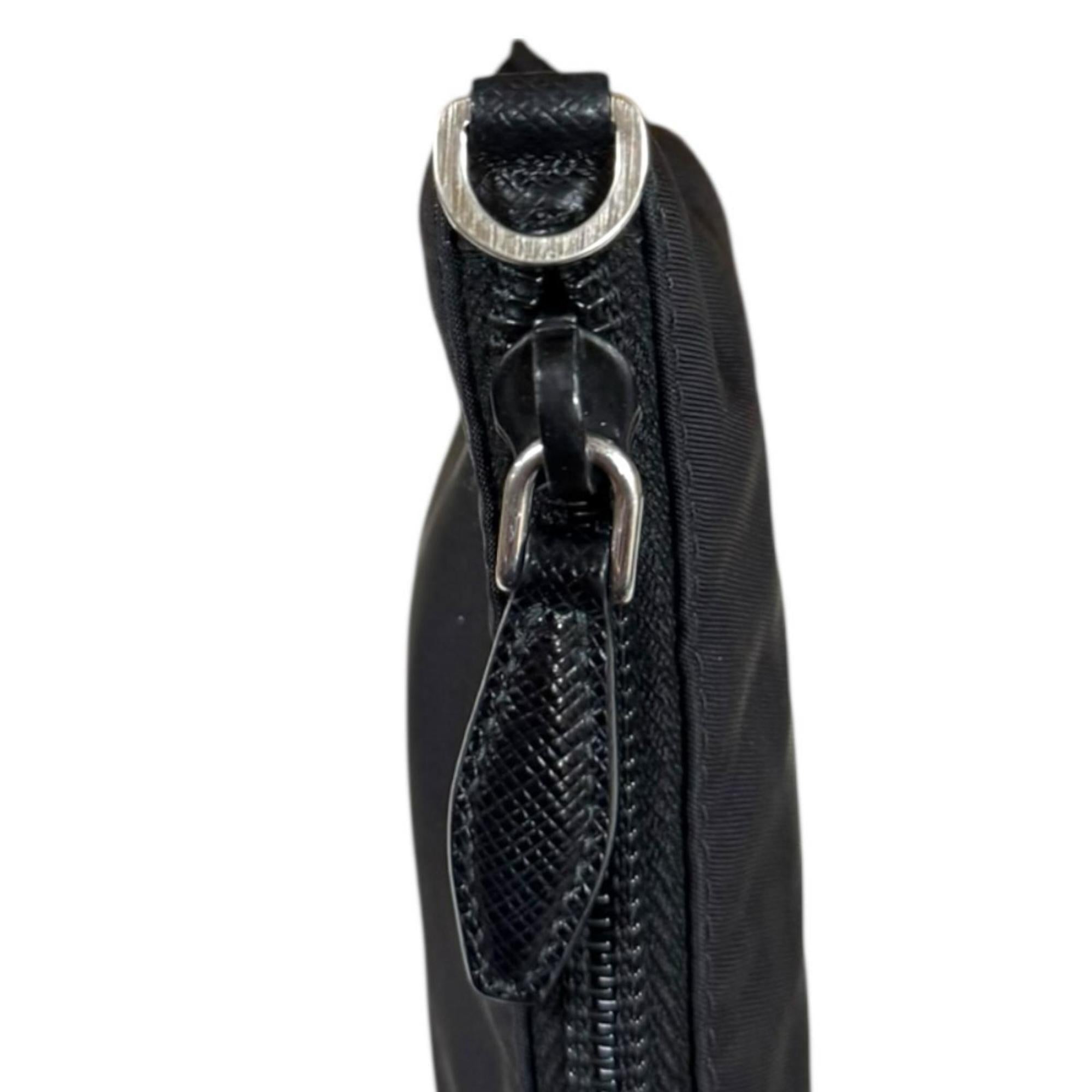 Prada Black Nylon Handbag (Pre-Owned)