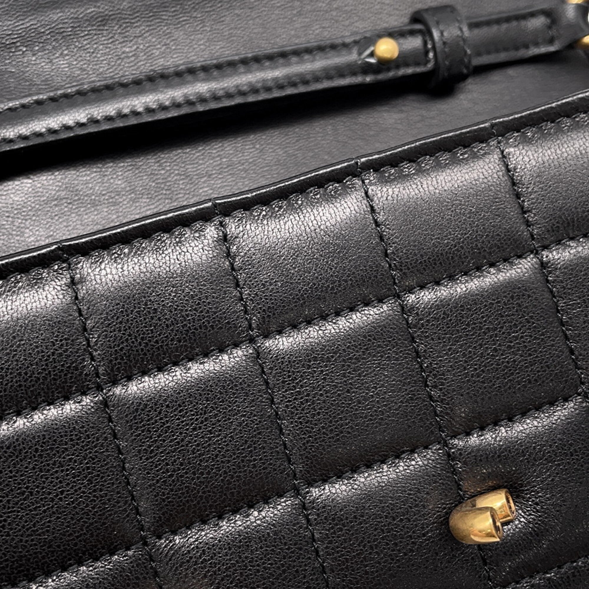 Yves Saint Laurent Black Leather Chain/Shoulder Wallet (Pre-Owned)