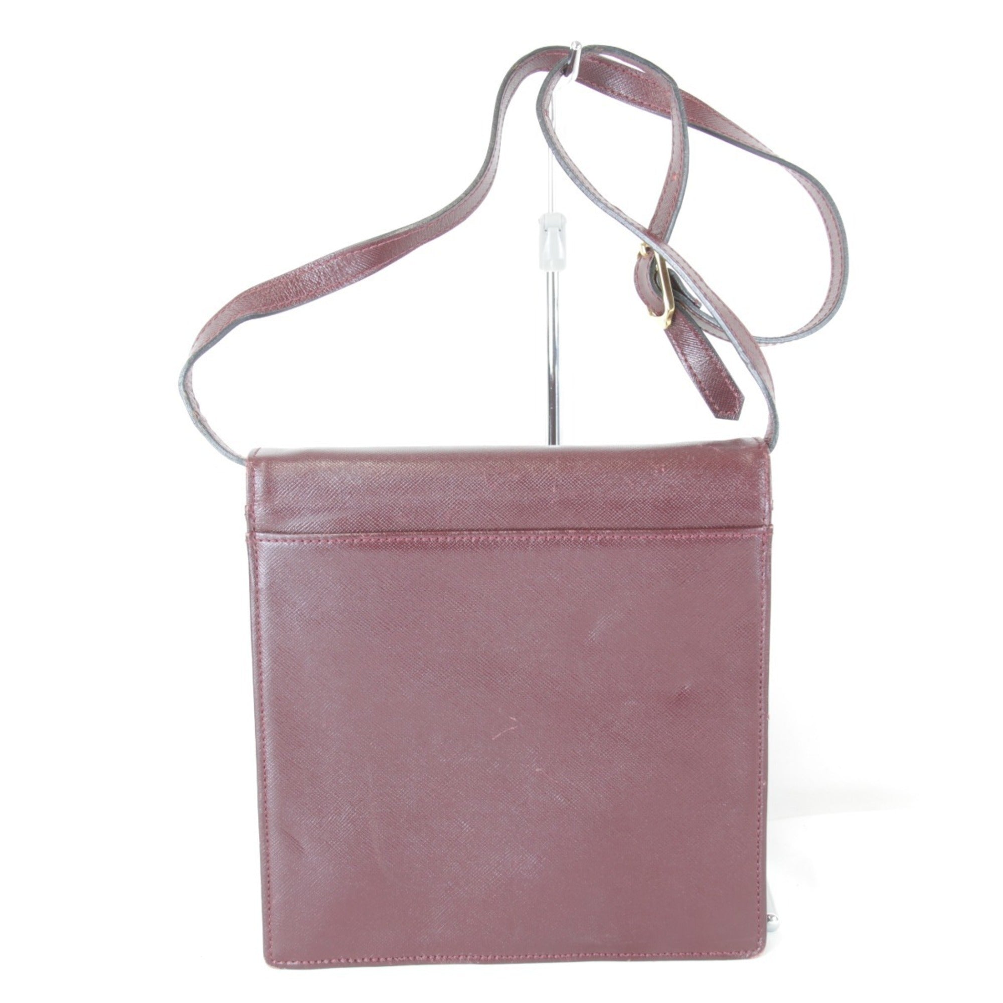 Yves Saint Laurent Wine Leather Shoulder Bag (Pre-Owned)