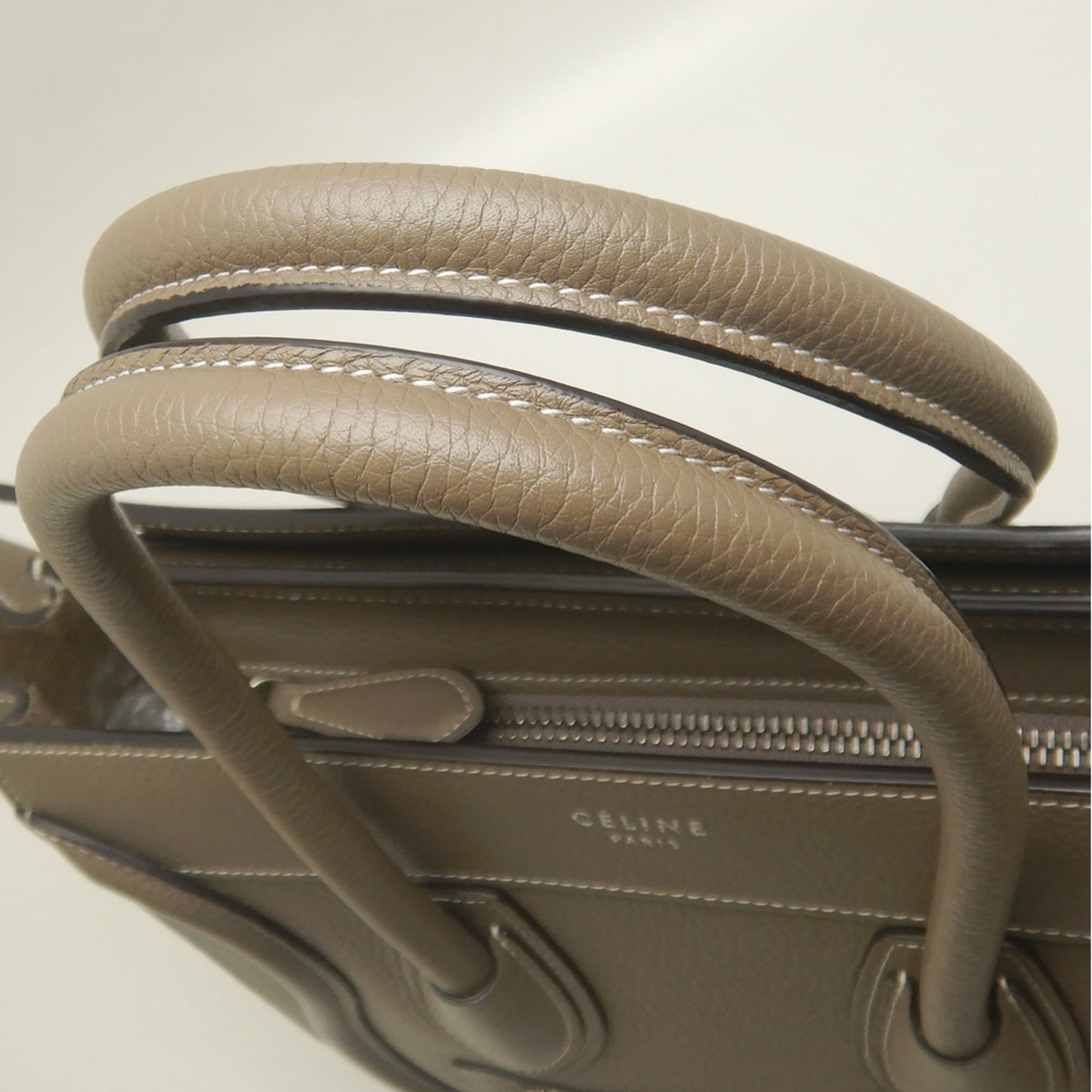 Celine Silver Leather Handbag (Pre-Owned)