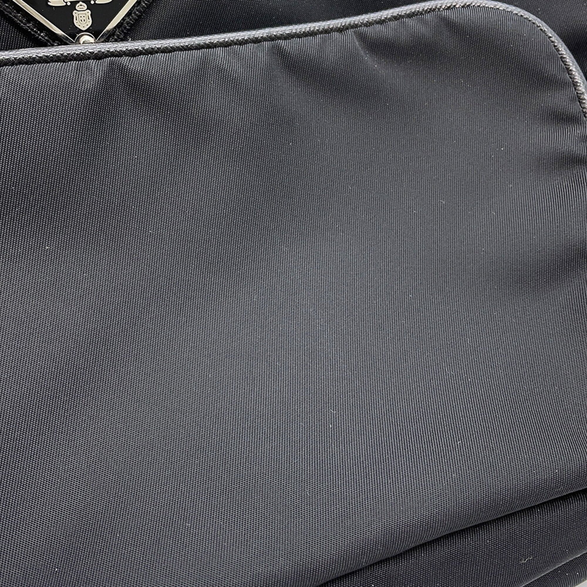 Prada Black Nylon Clutch Bag Handbag (Pre-Owned)