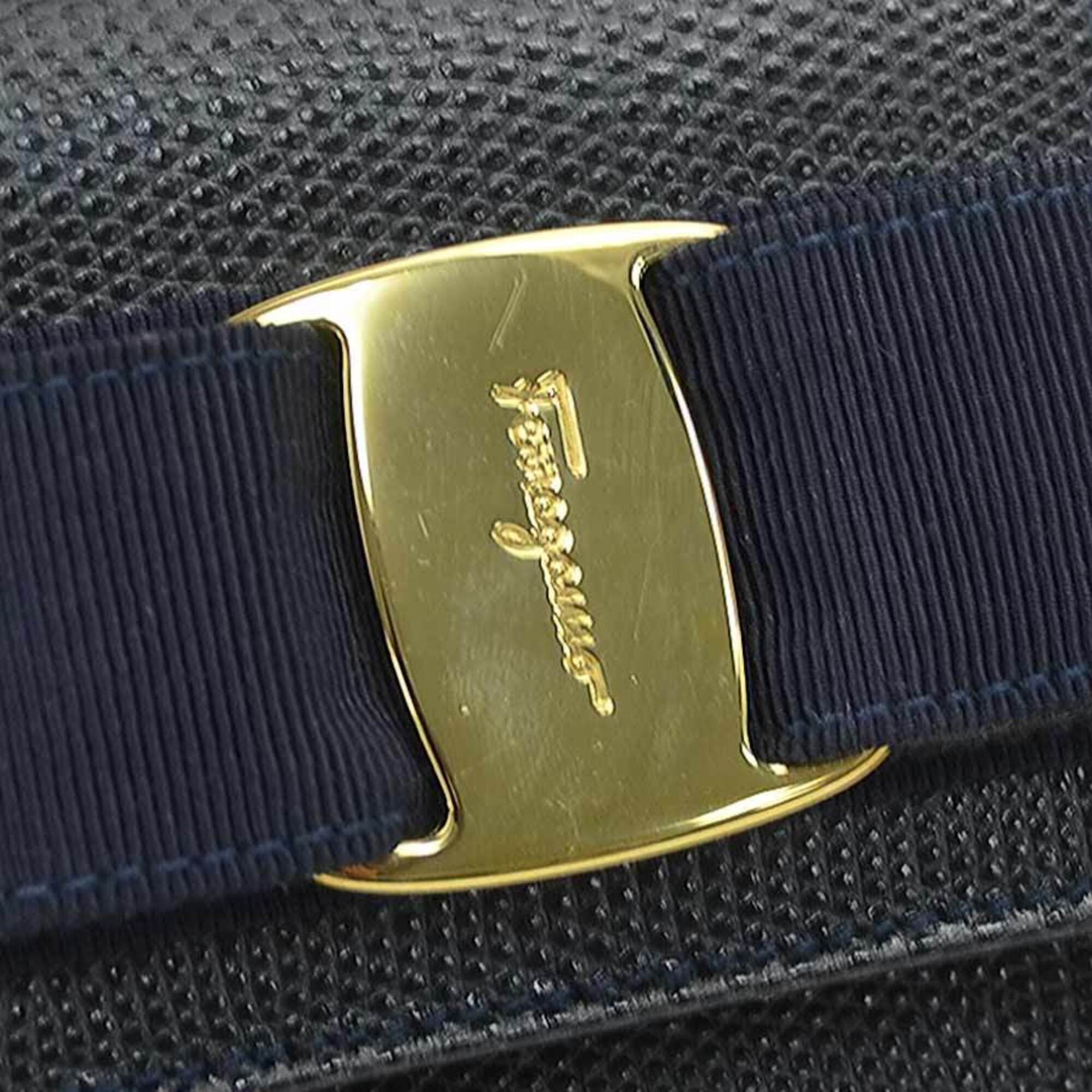 Salvatore Ferragamo Navy Leather Shoulder Bag (Pre-Owned)