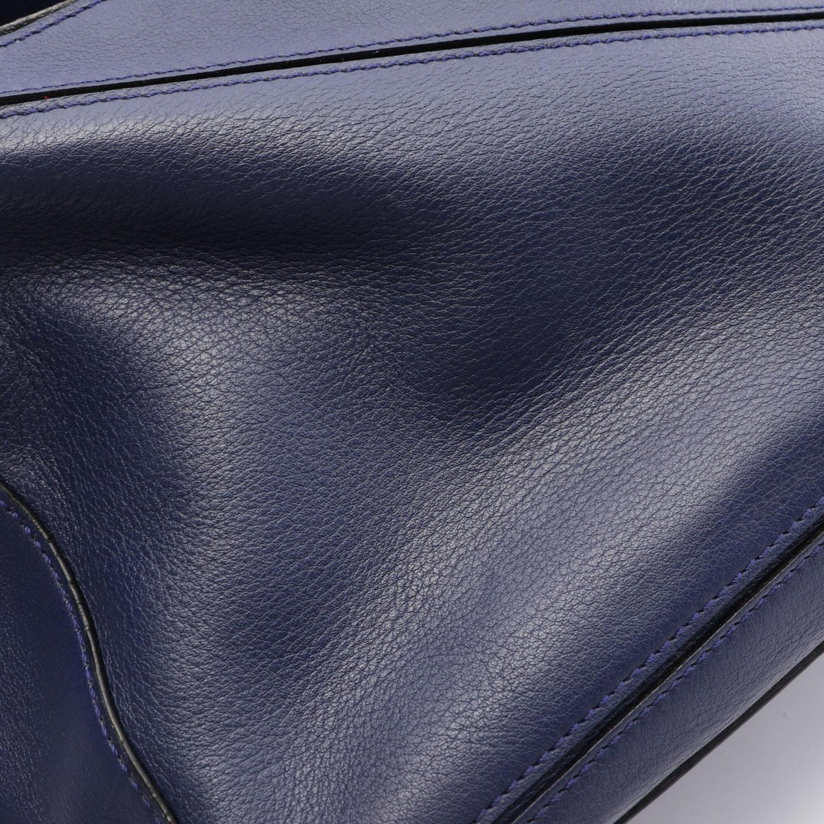 Loewe Navy Leather Handbag (Pre-Owned)