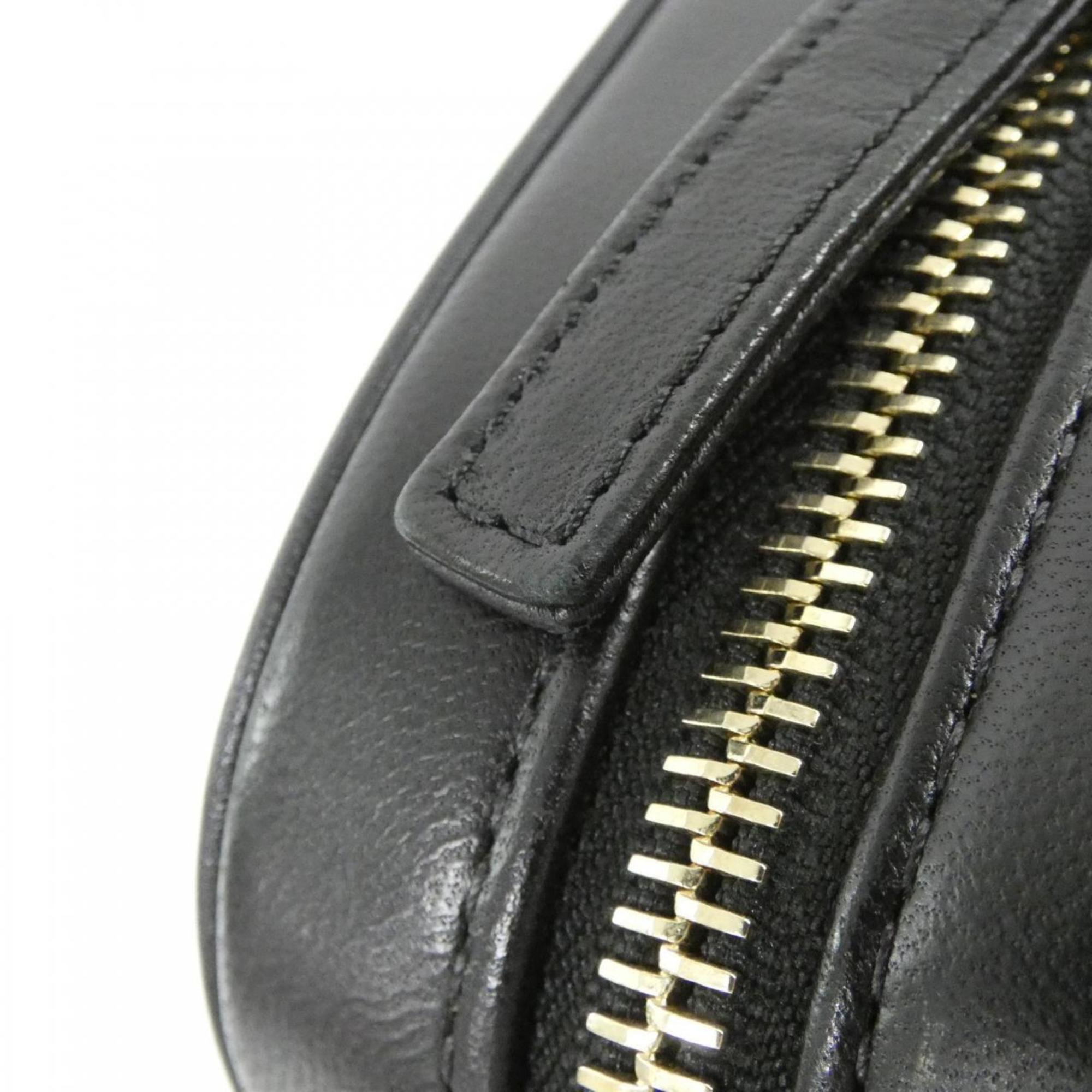 Chanel Black Leather Fanny Pack (Pre-Owned)