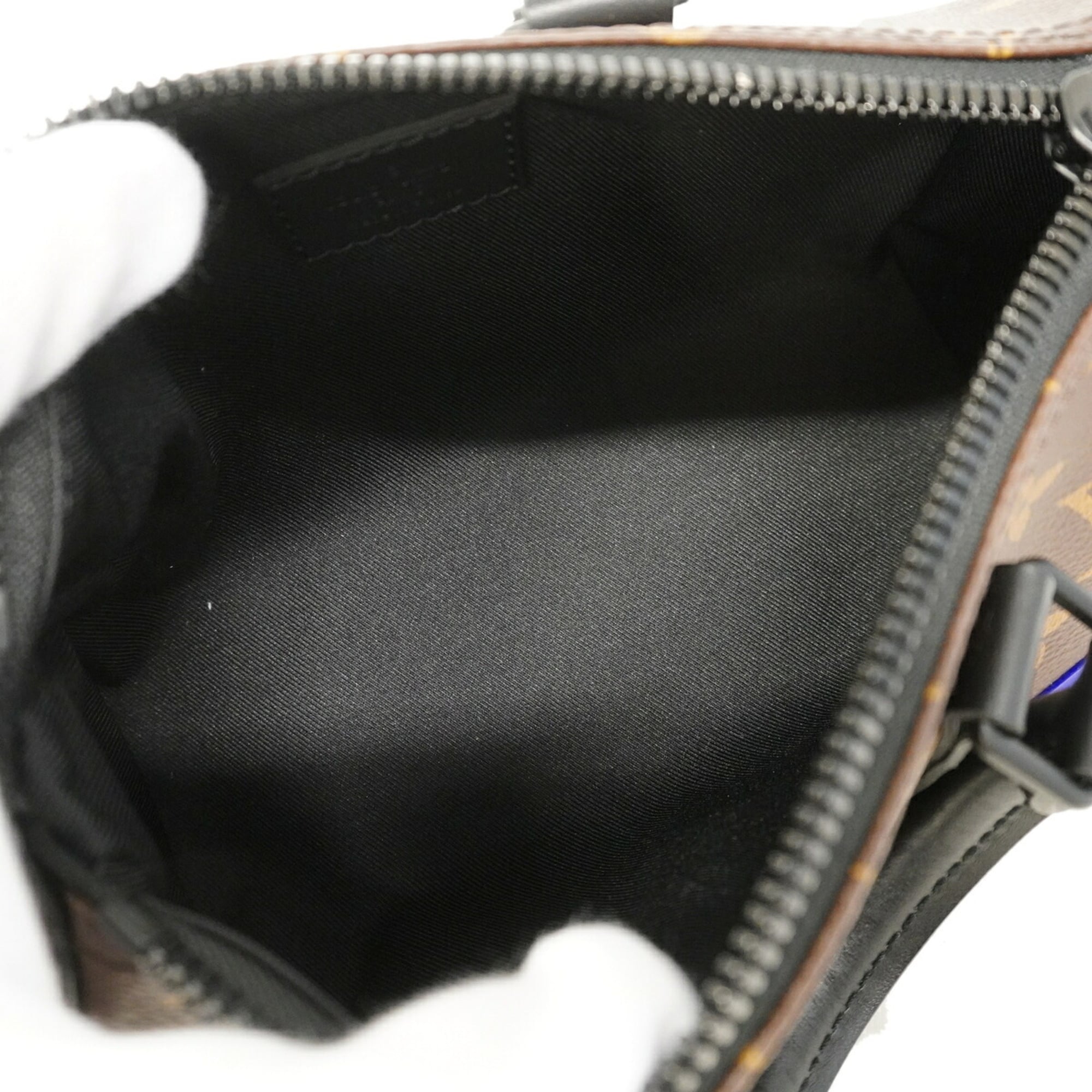 Louis Vuitton Brown Handbag (Pre-Owned)