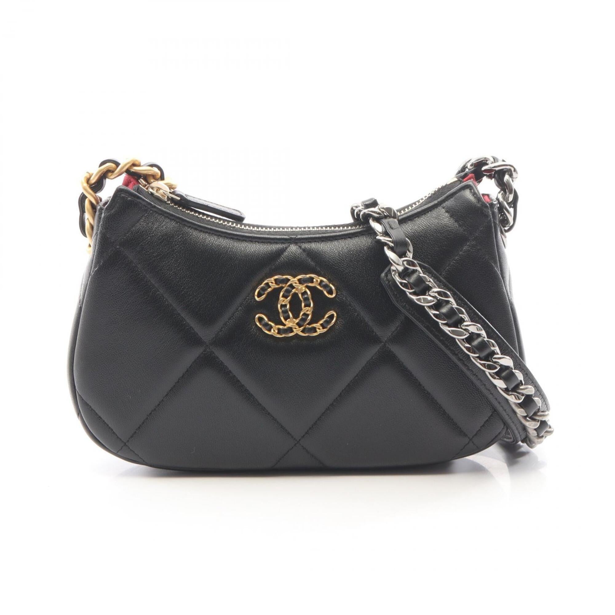 Chanel Black Leather Handbag Shoulder Bag (Pre-Owned)