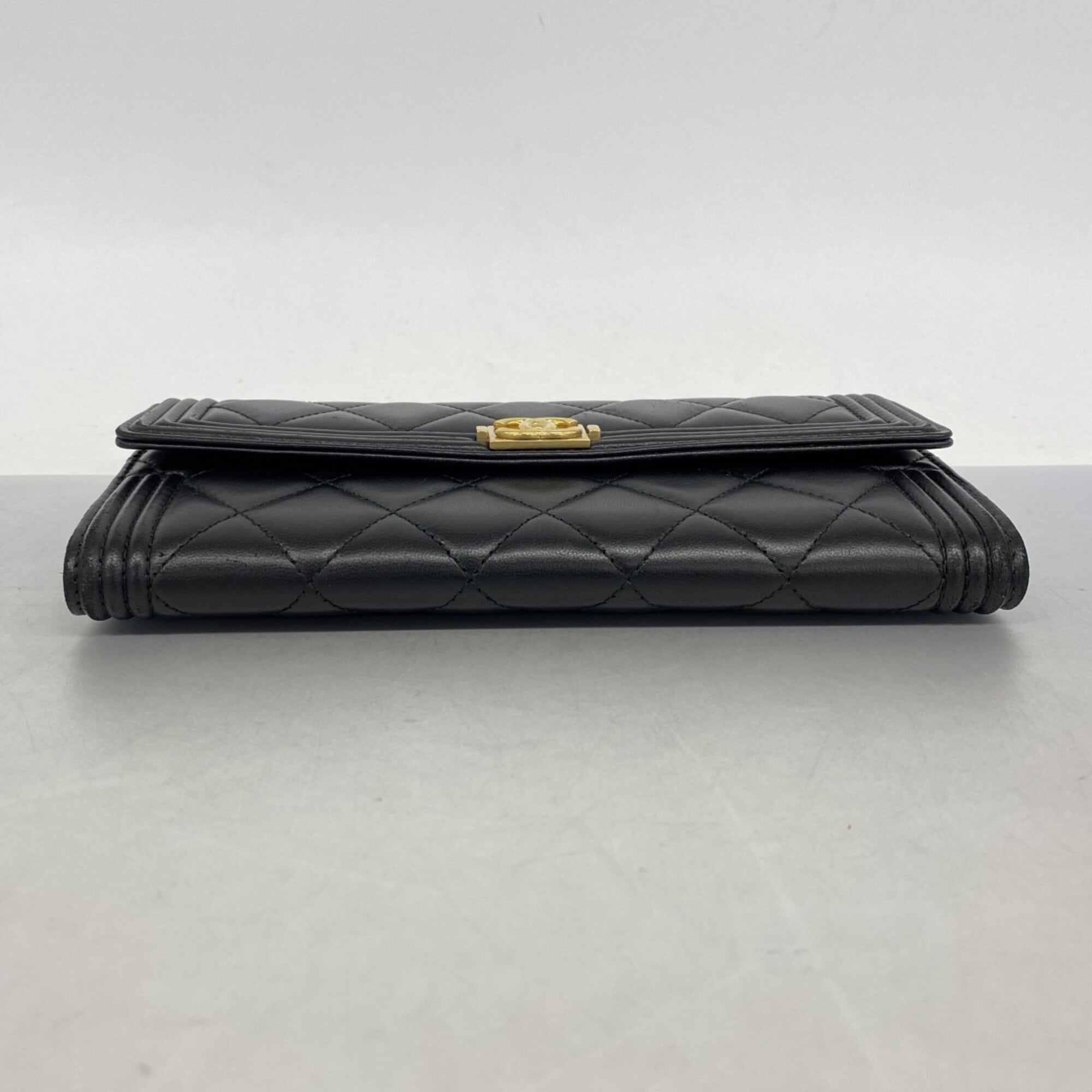 Chanel Black Leather Long Wallet (Bi-Fold) (Pre-Owned)