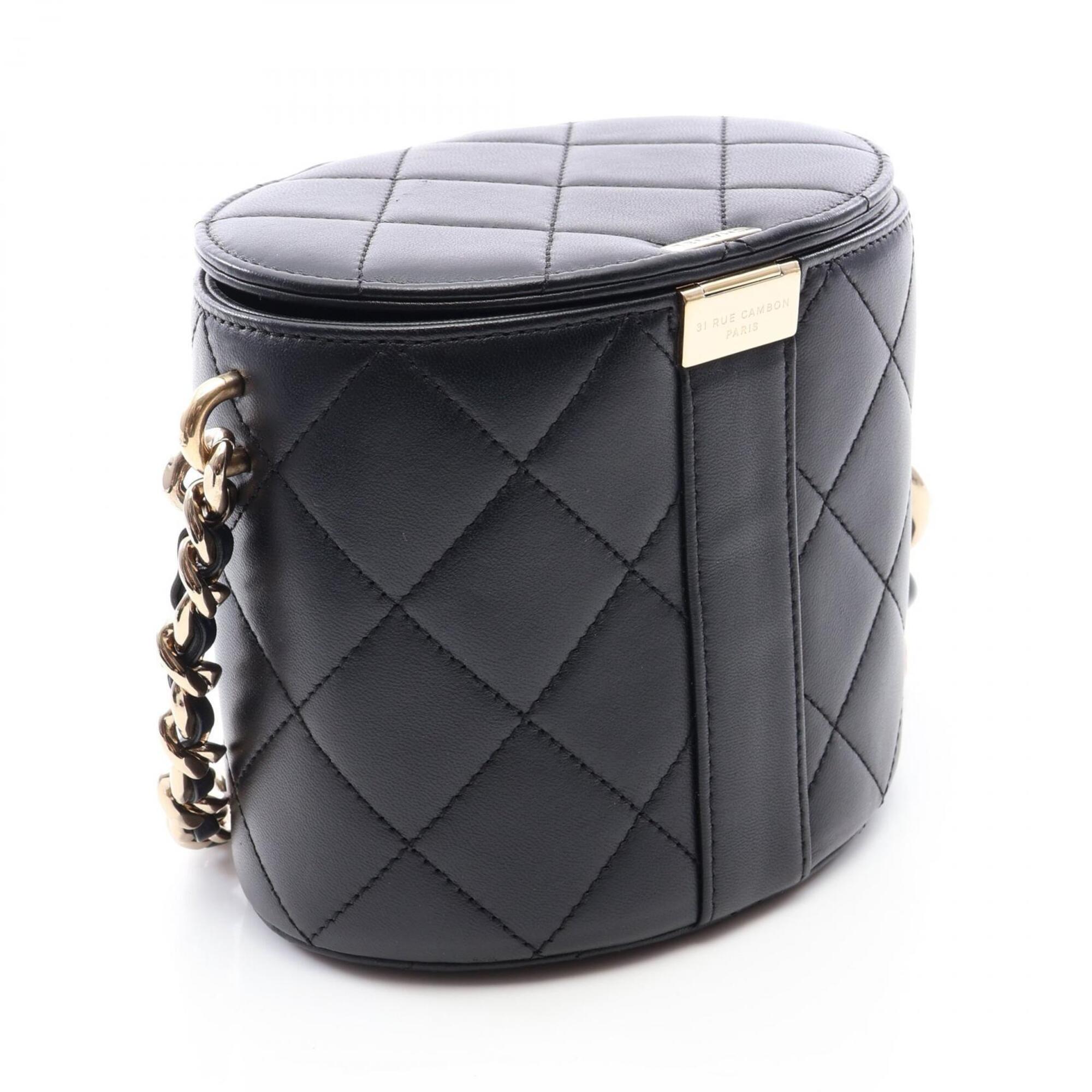 Chanel Black Leather Handbag Shoulder Bag (Pre-Owned)