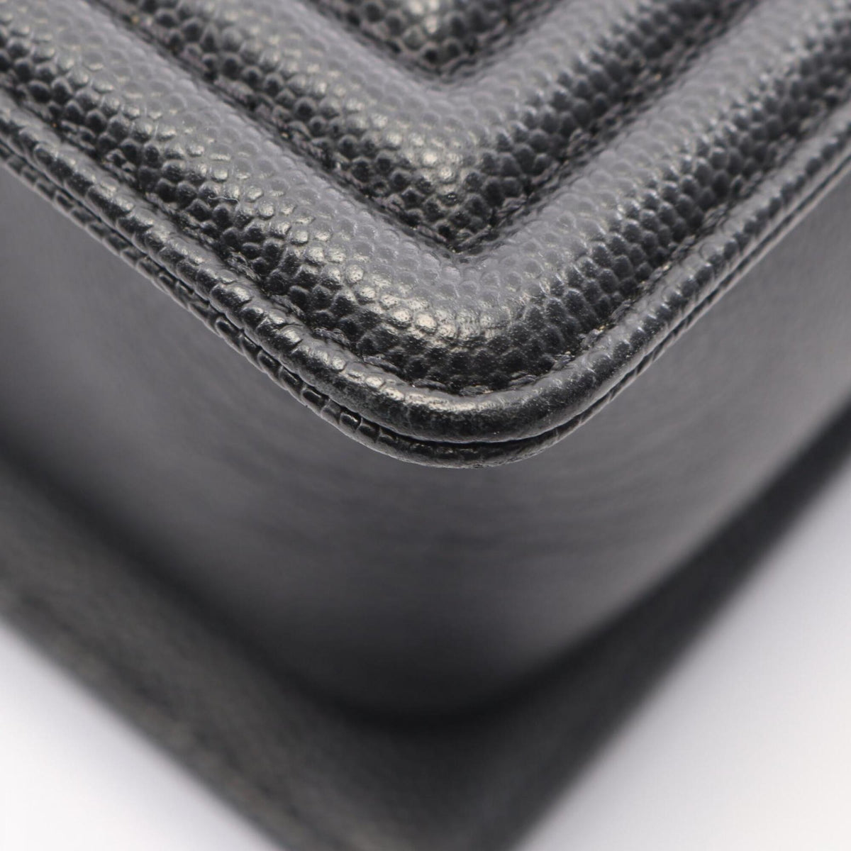 Chanel Black Grained Calfskin Handbag Shoulder Bag (Pre-Owned)
