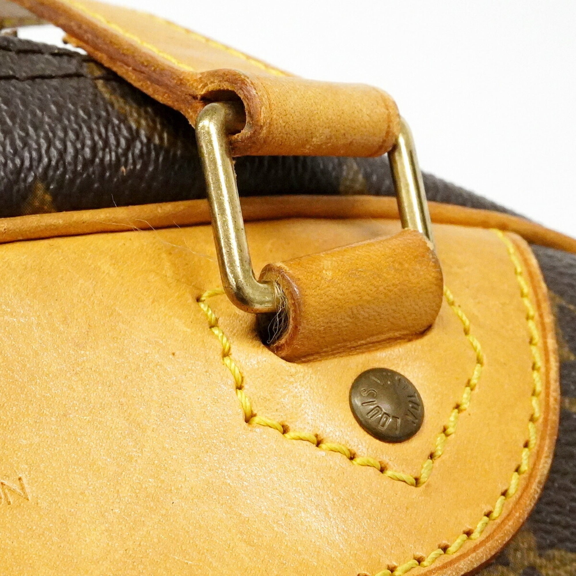 Louis Vuitton Brown Handbag (Pre-Owned)