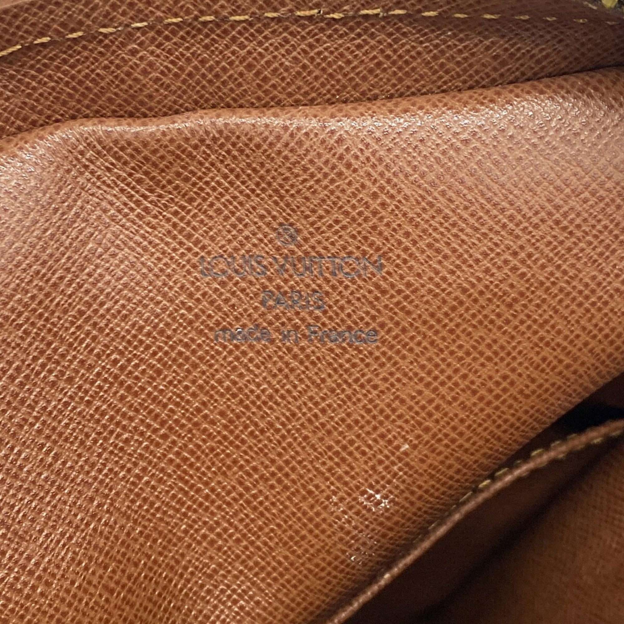 Louis Vuitton Brown Shoulder Bag (Pre-Owned)