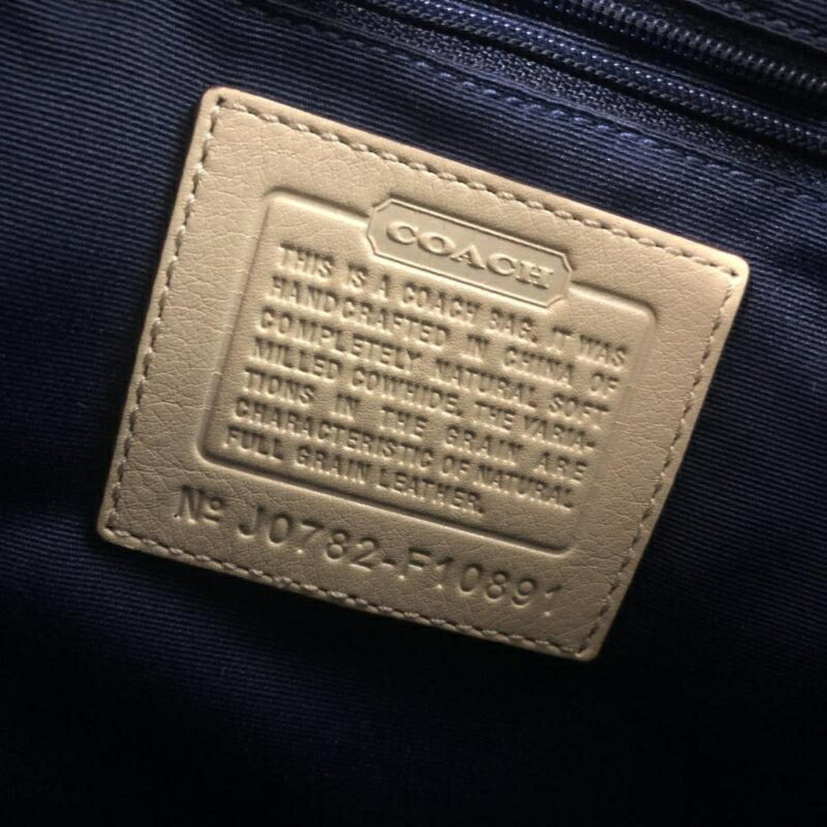 Coach Beige Leather Shoulder Bag (Pre-Owned)