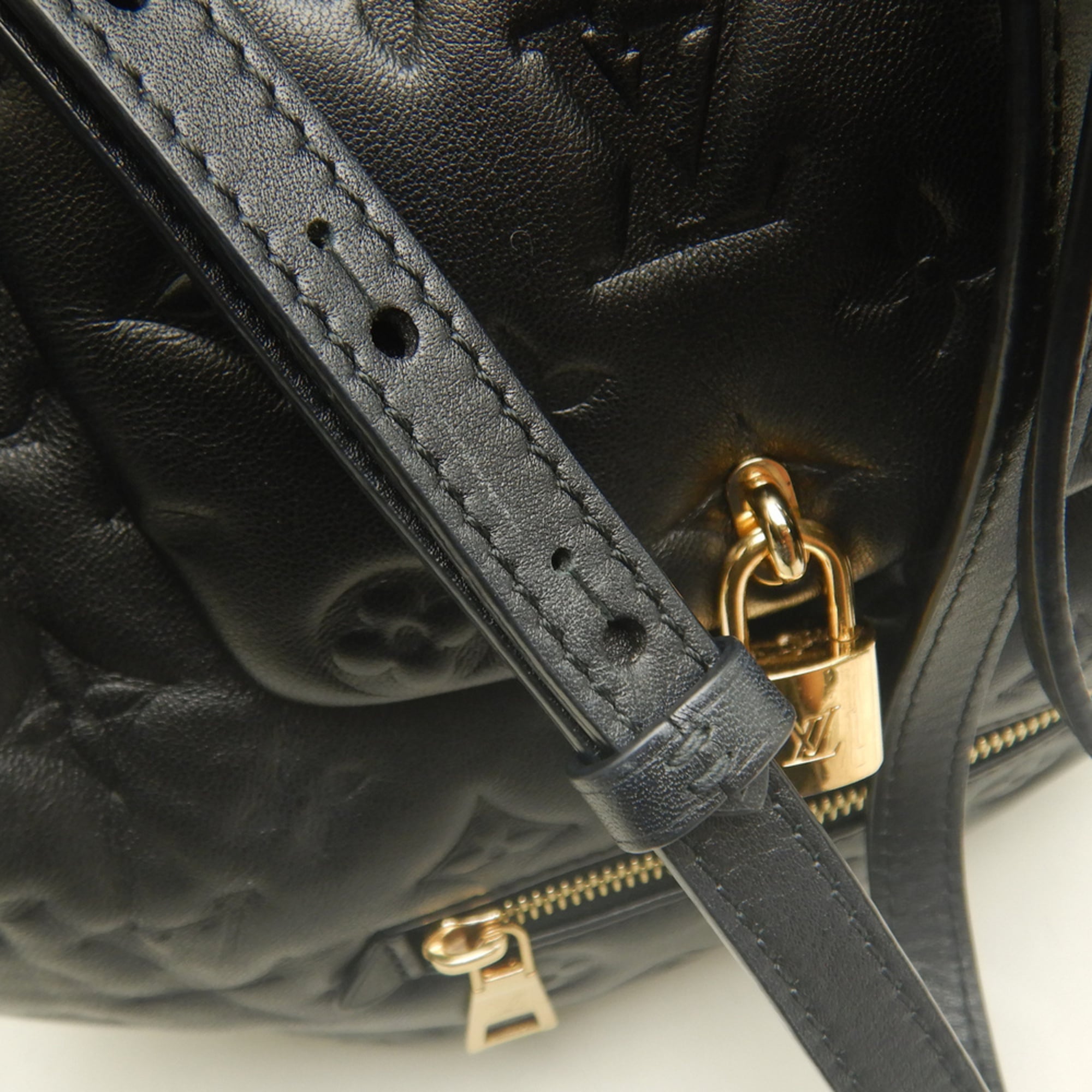 Louis Vuitton Noir Leather Backpack (Pre-Owned)