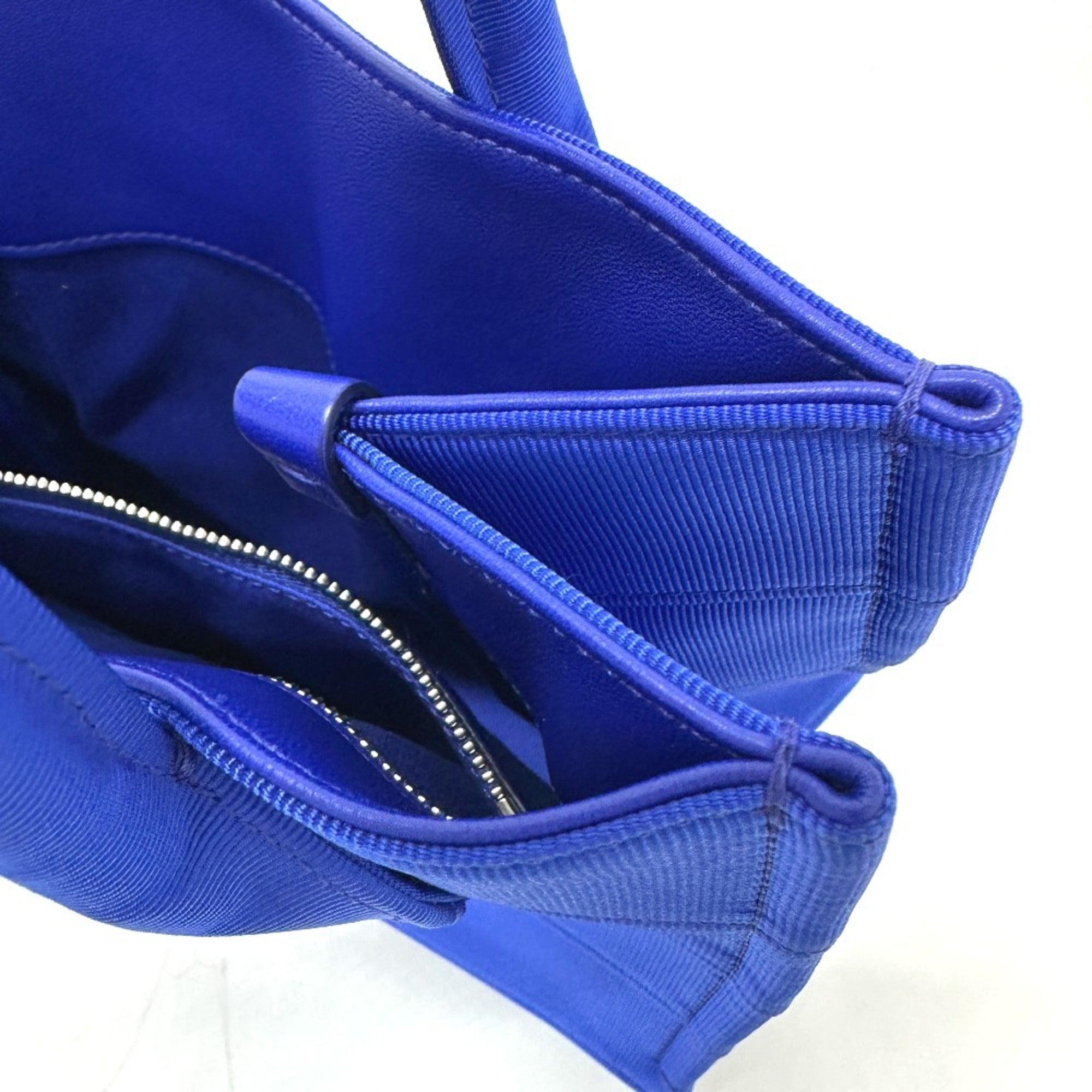 Salvatore Ferragamo Blue Canvas Handbag (Pre-Owned)