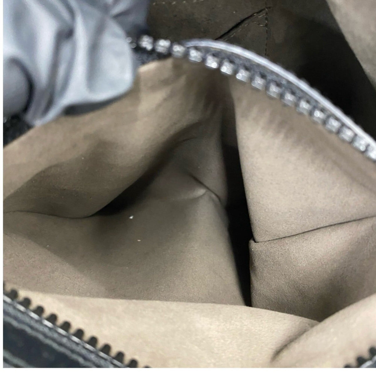 Gucci Beige Black Leather Elastane Backpack (Pre-Owned)