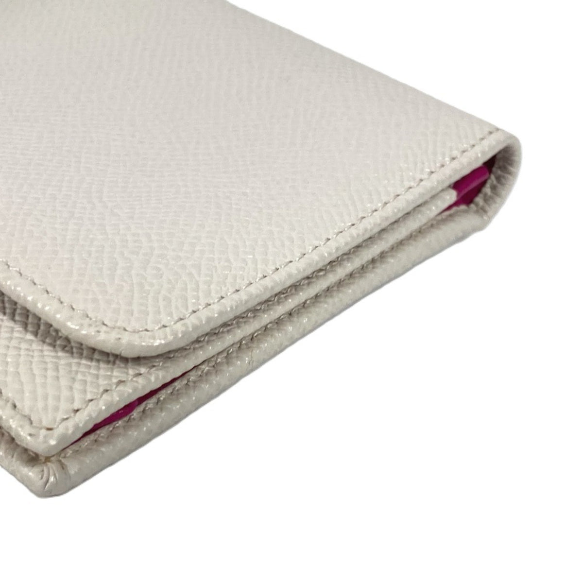 Bvlgari White Leather Wallet (Bi-Fold) (Pre-Owned)