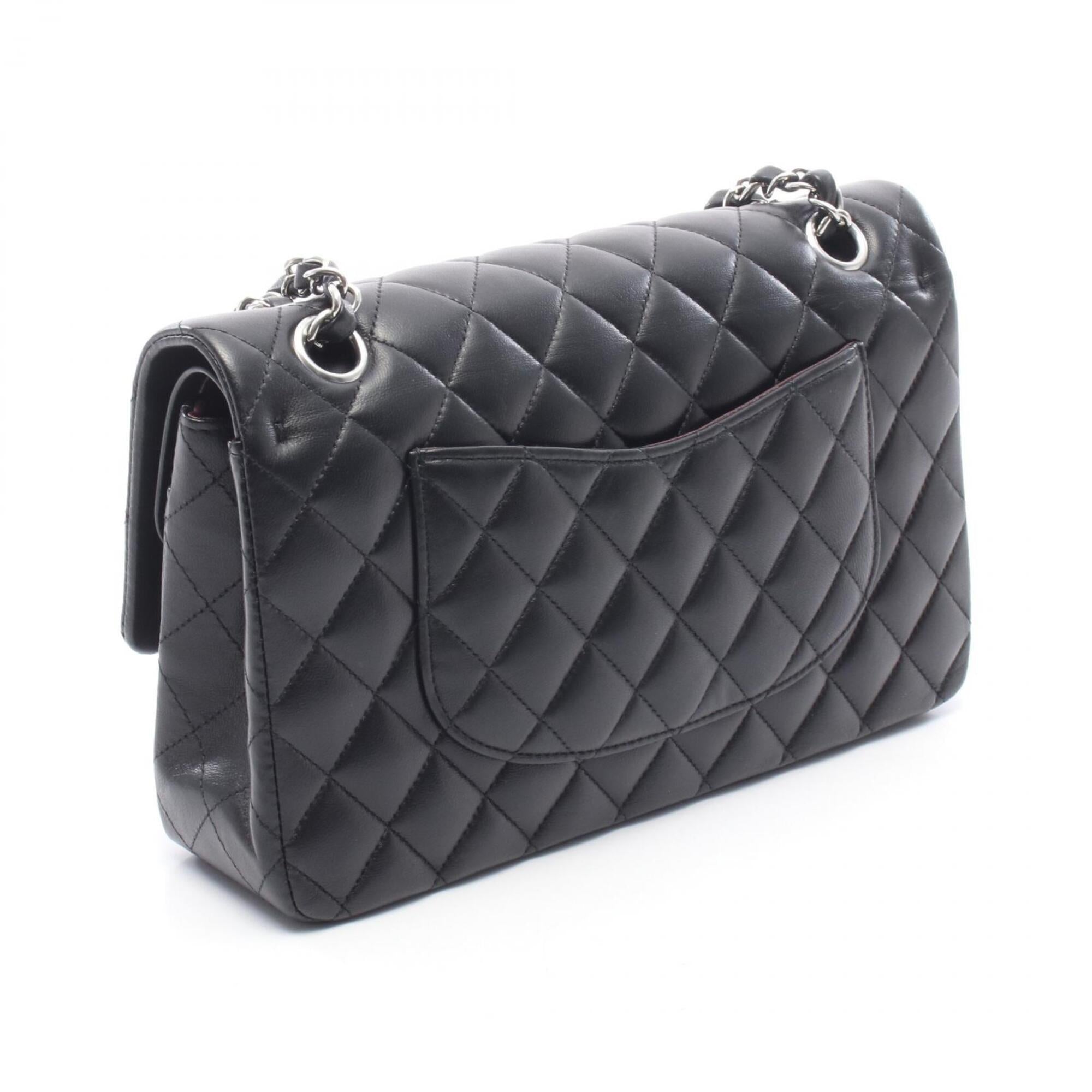 Chanel Black Leather Handbag Shoulder Bag (Pre-Owned)