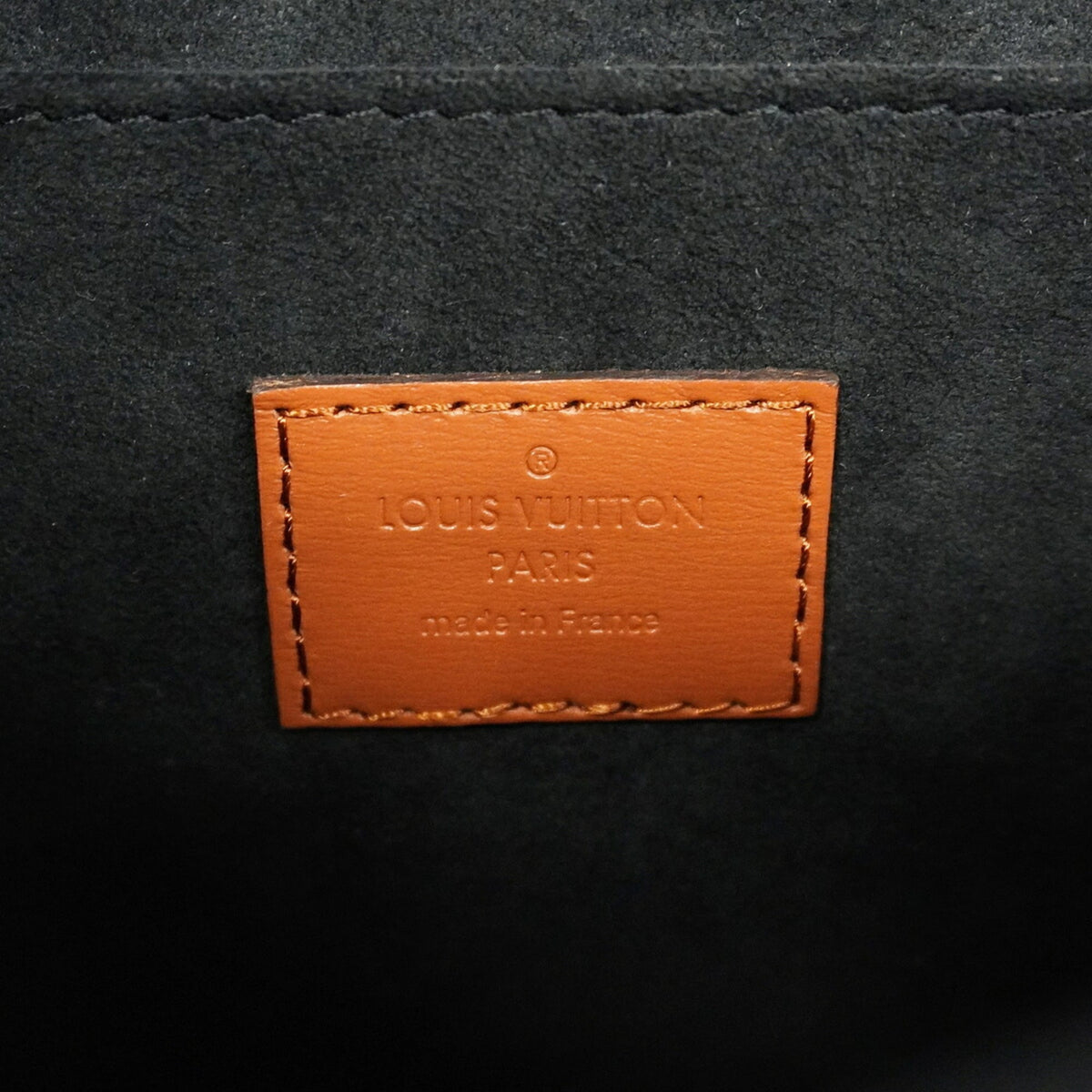 Louis Vuitton Brown Shoulder Bag (Pre-Owned)