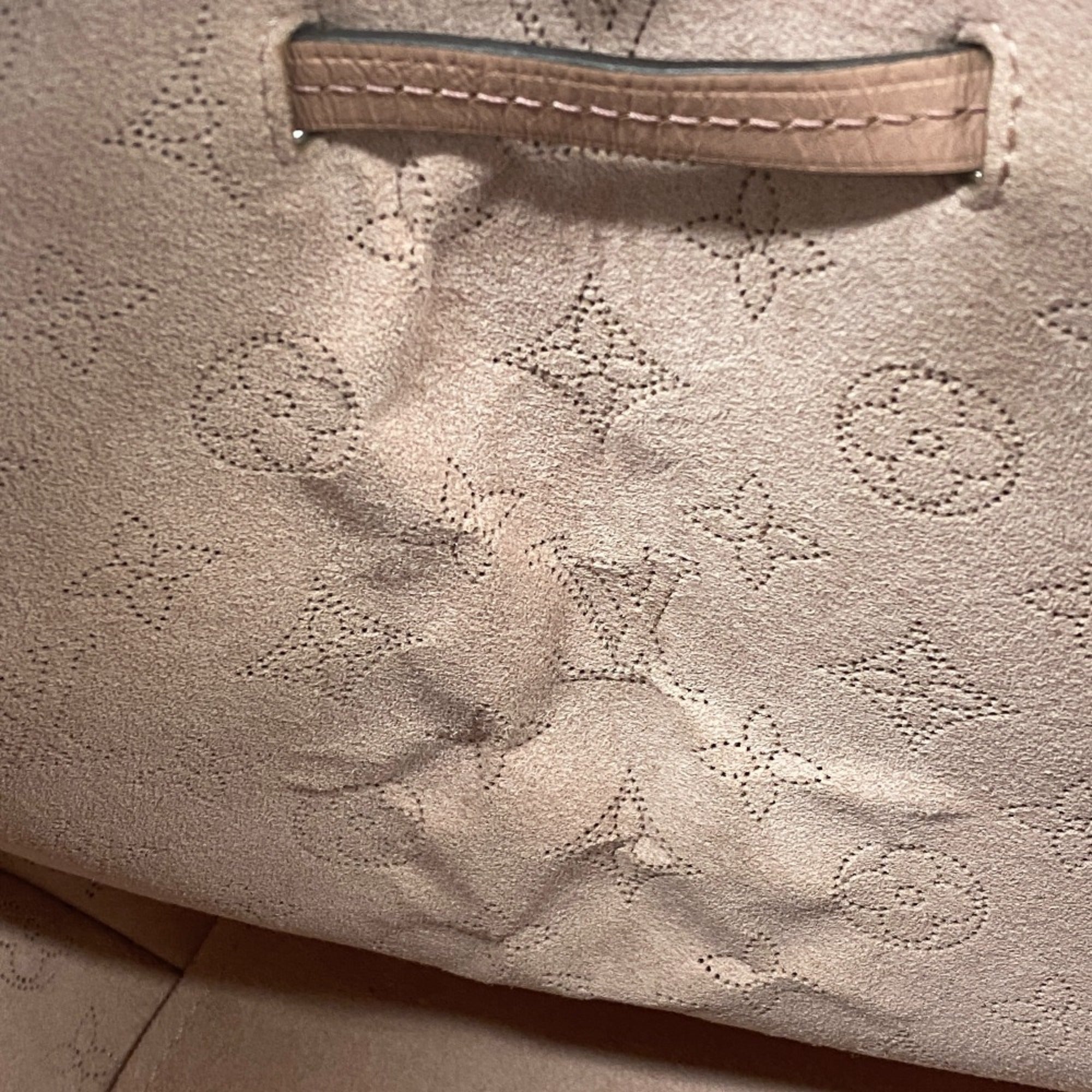 Louis Vuitton Mahina Pink Leather Handbag (Pre-Owned)