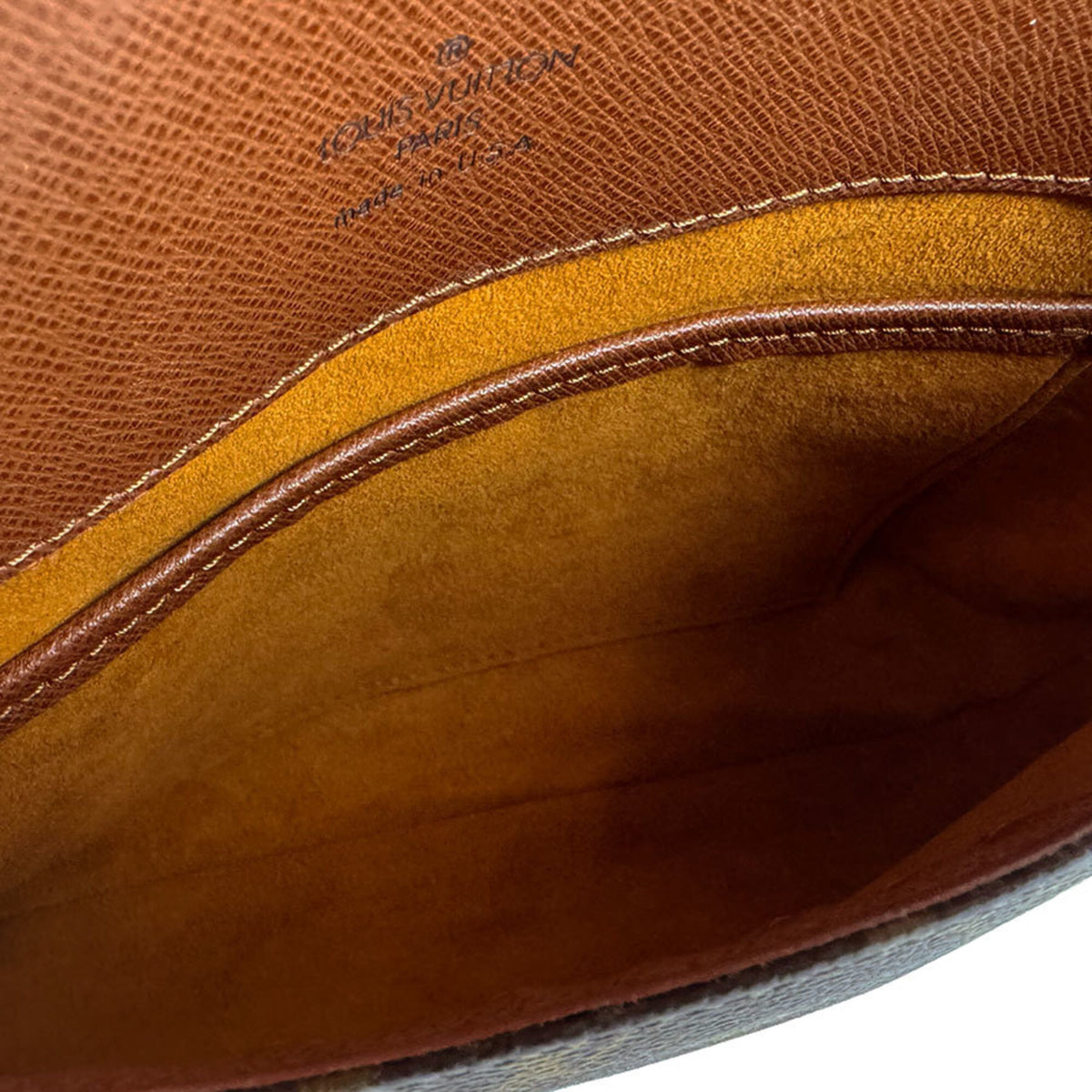 Louis Vuitton Brown Monogram Shoulder Bag (Pre-Owned)