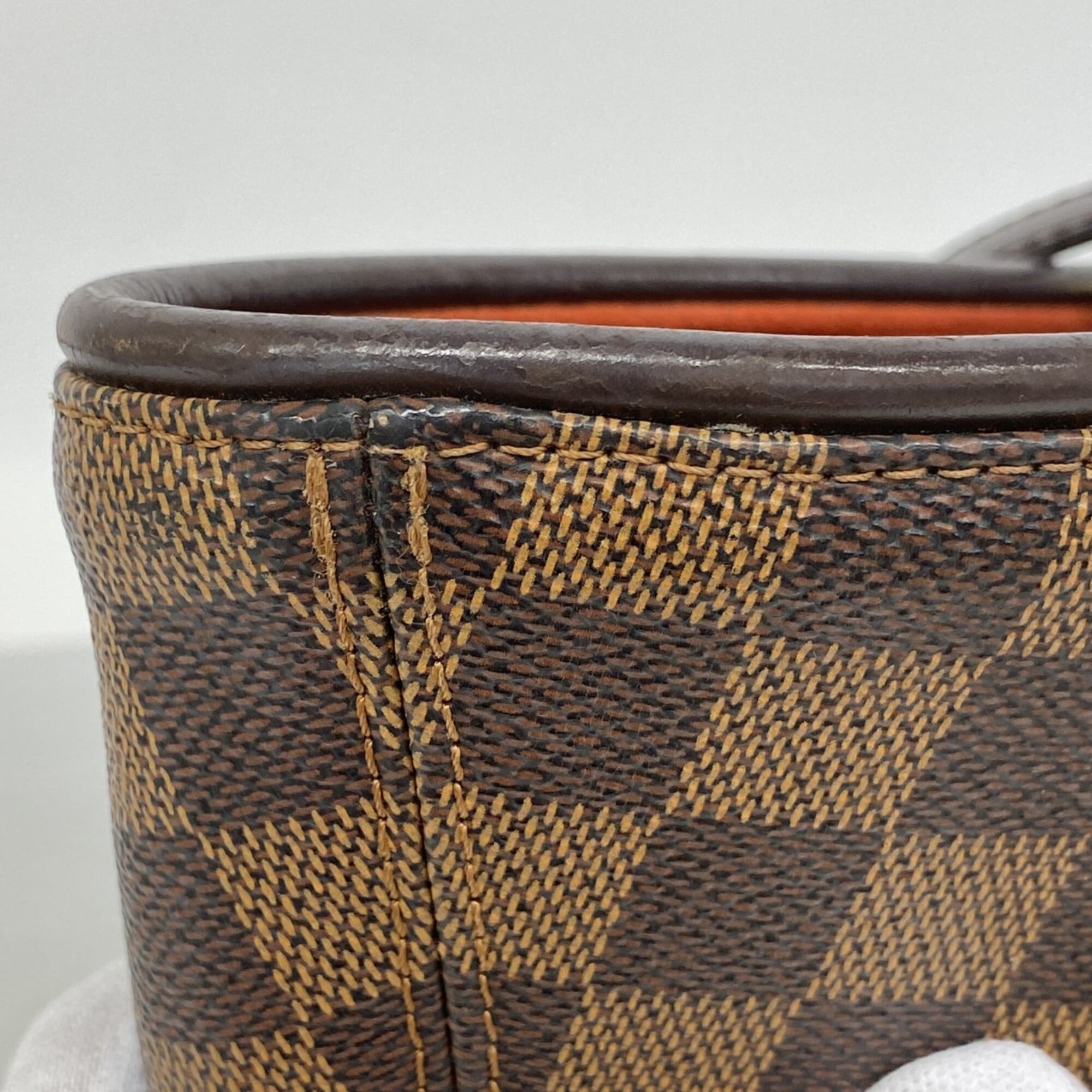 Louis Vuitton Ebene Handbag (Pre-Owned)