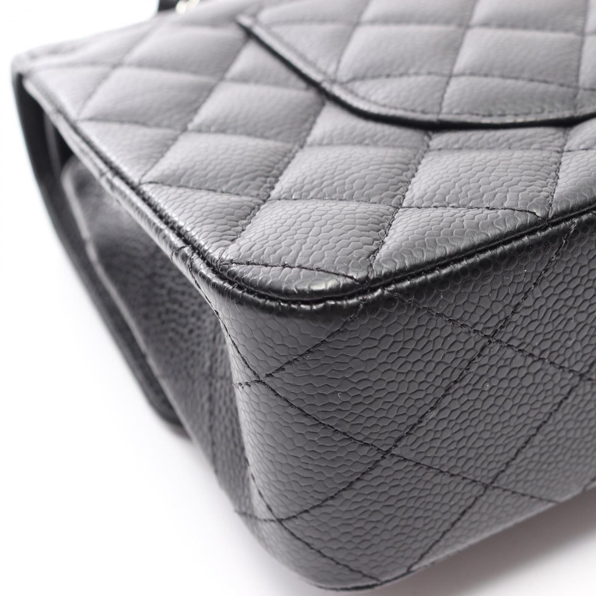 Chanel Black Grained Calfskin Shoulder Bag (Pre-Owned)