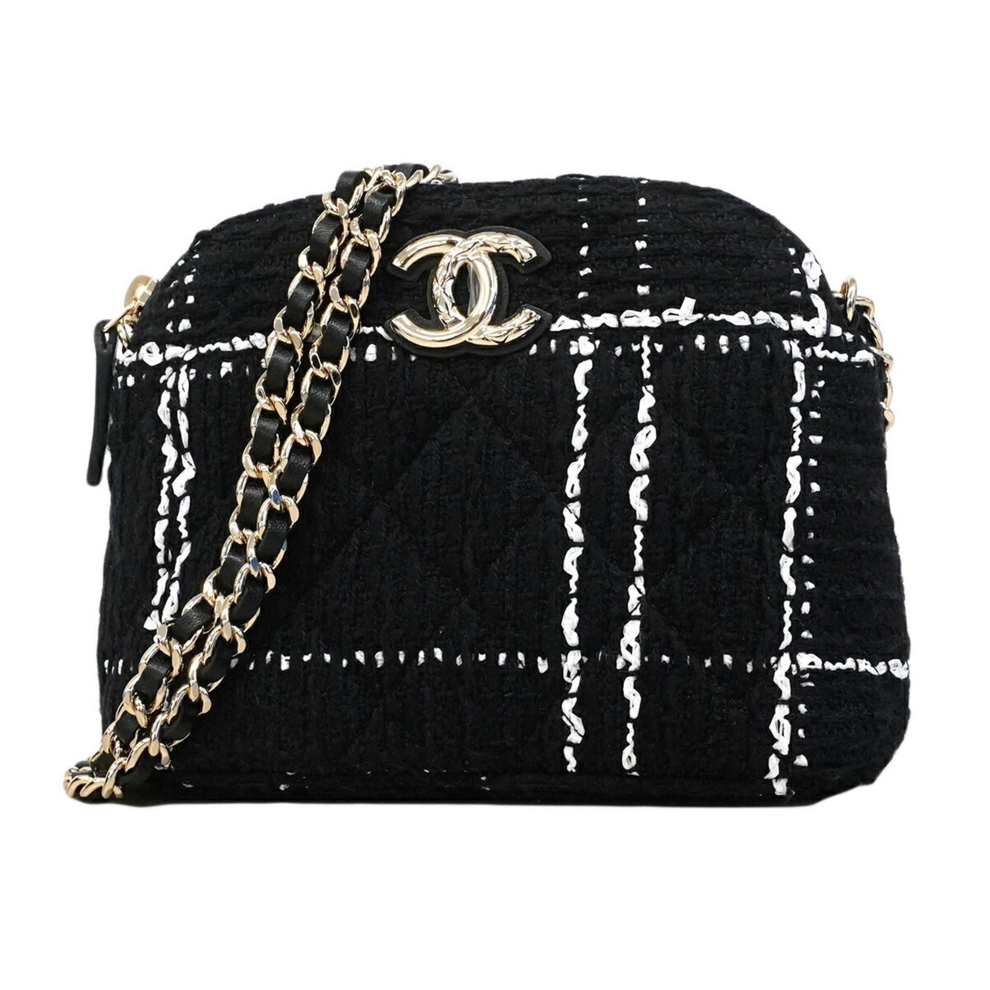 Chanel Black Tweed Shoulder Bag (Pre-Owned)