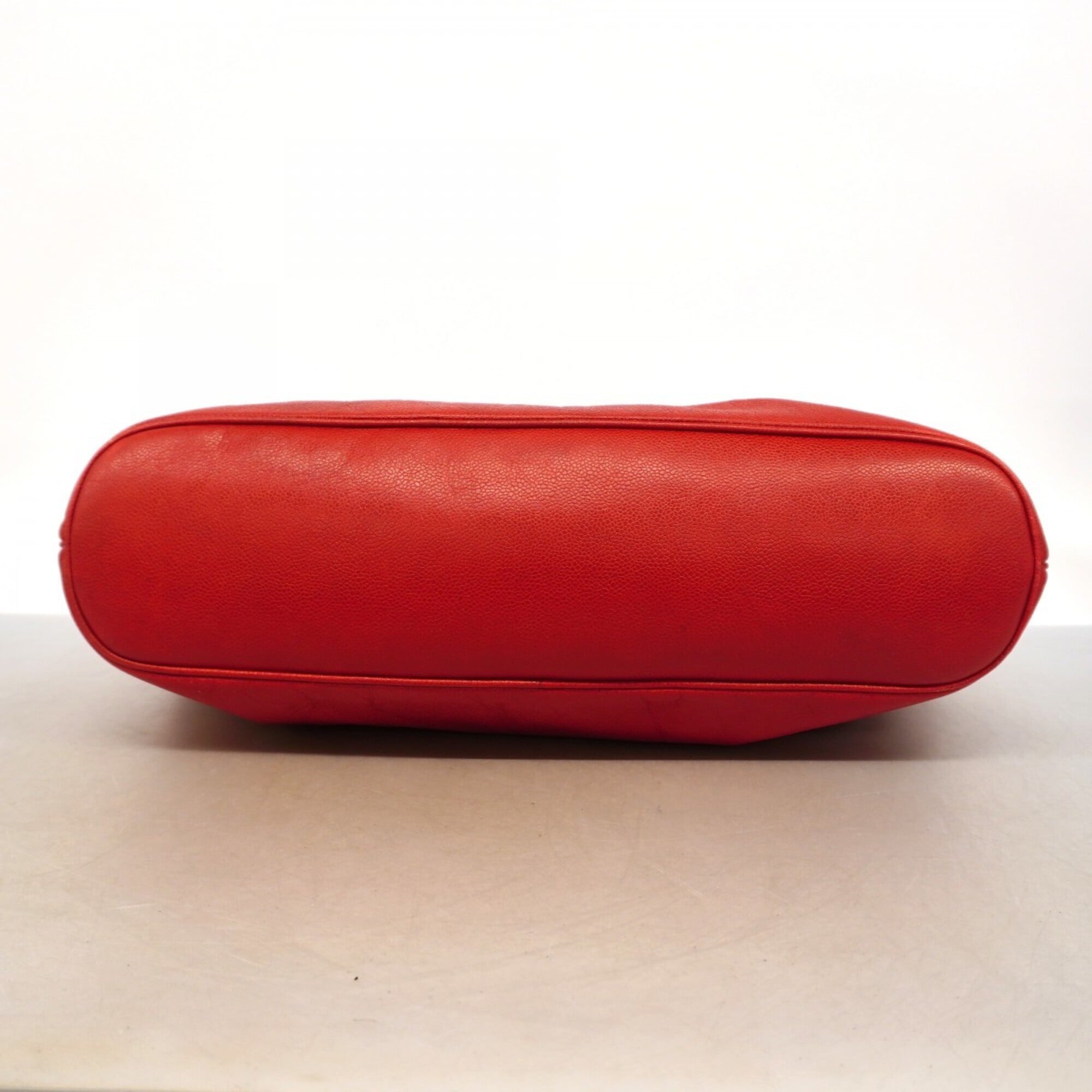 Chanel Red Color Grained Calfskin Shoulder Bag (Pre-Owned)