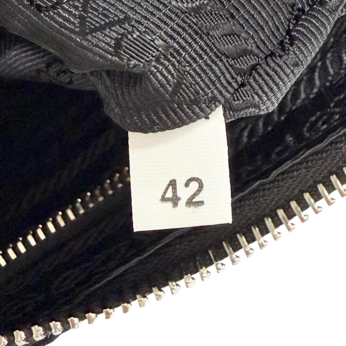 Prada Black Nylon Handbag (Pre-Owned)